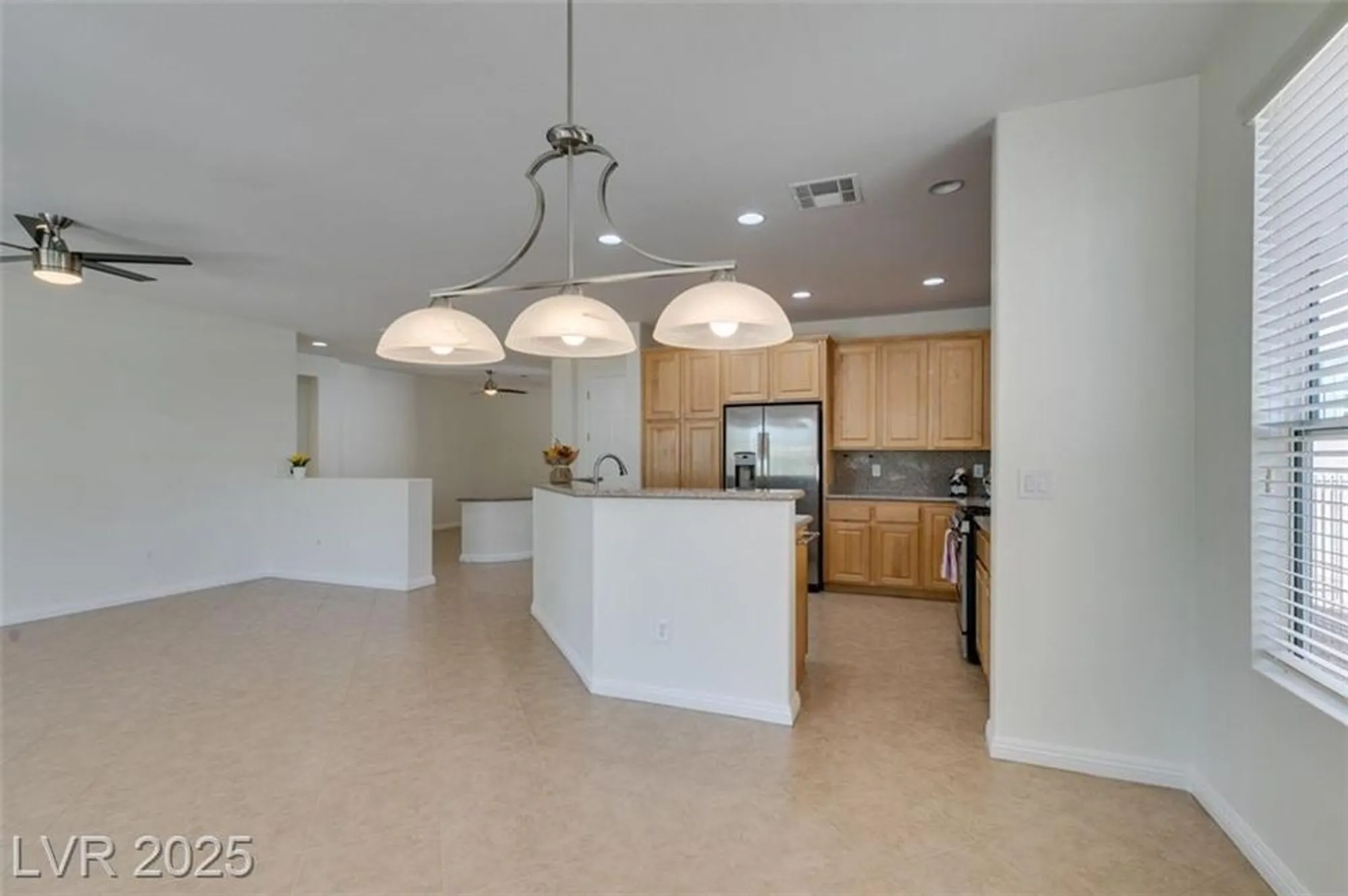 Property Slideshow image 7 of 38 | 5166 pensier st, Las Vegas, NV, 89135