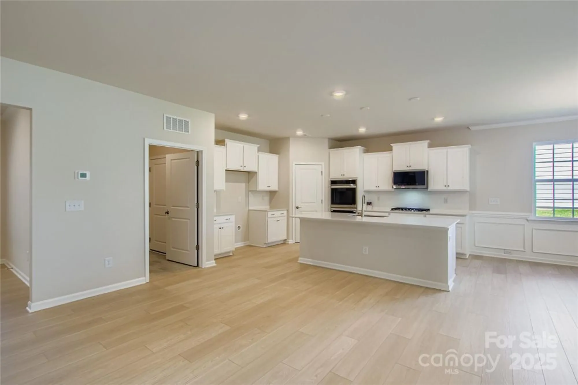 Property Slideshow image 4 of 16 | 2844 morning song way, Lancaster, SC, 29720