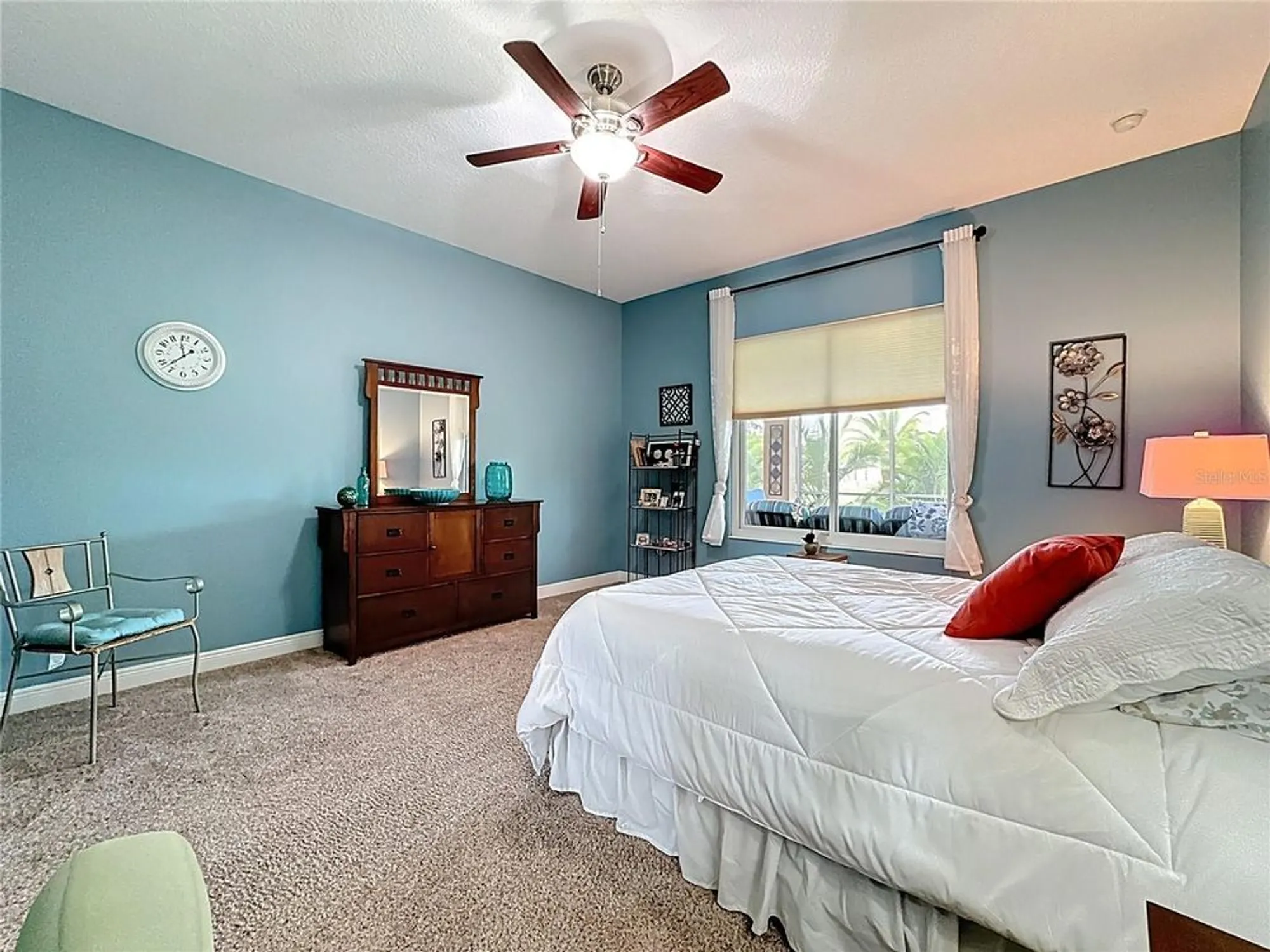Property Slideshow image 28 of 79 | 670 carmel ln, Poinciana, FL, 34759