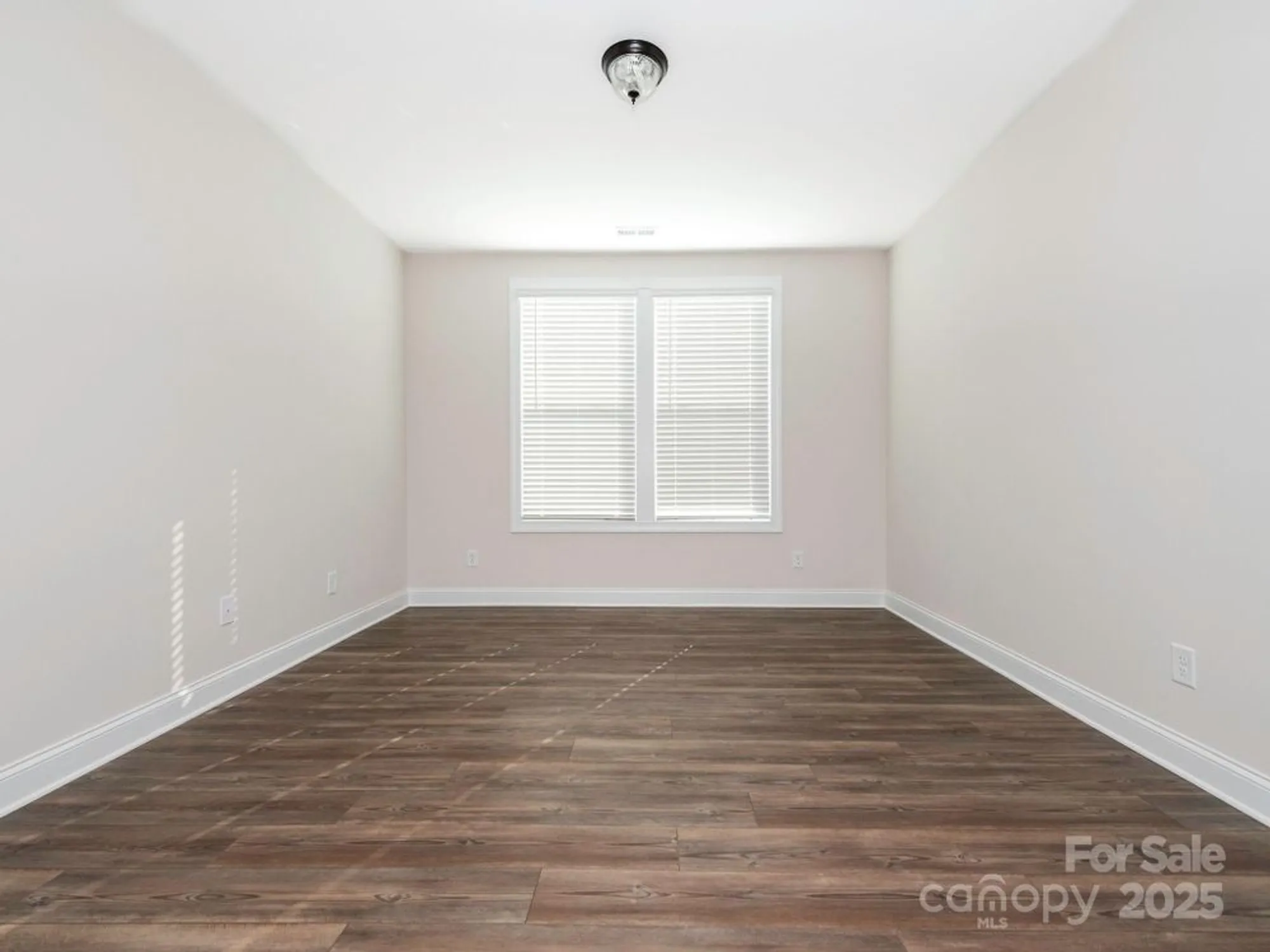 Property Slideshow image 18 of 35 | 4423 moxie way, Charlotte, NC, 28215