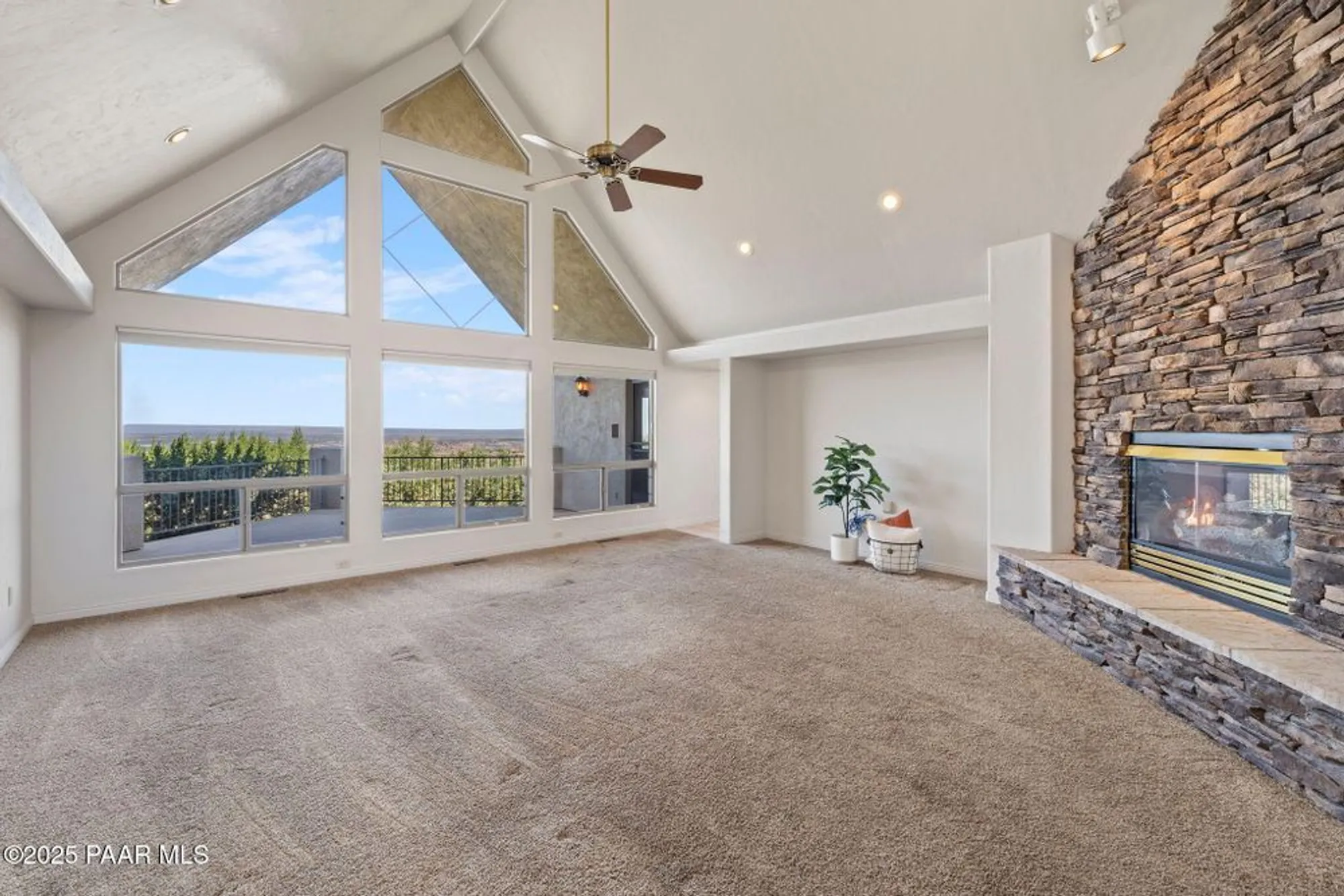 Property Slideshow image 4 of 46 | 1014 yavapai hills dr, Prescott, AZ, 86301