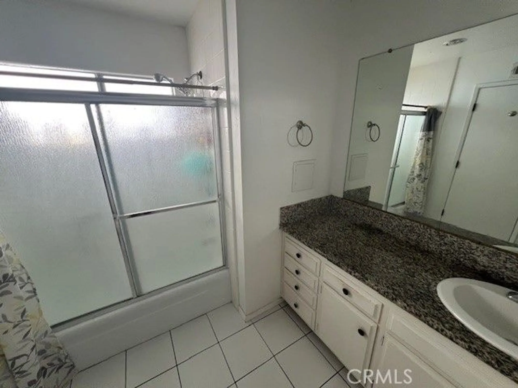 Property Slideshow image 27 of 73 | 1140 amberwood dr, Hemet, CA, 92543
