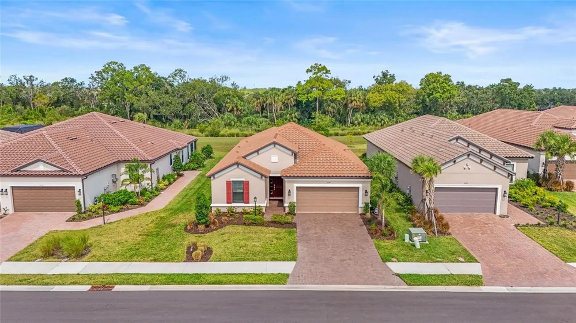 Property Slideshow image 2 of 86 | 6195 mesa gln, Bradenton, FL, 34203
