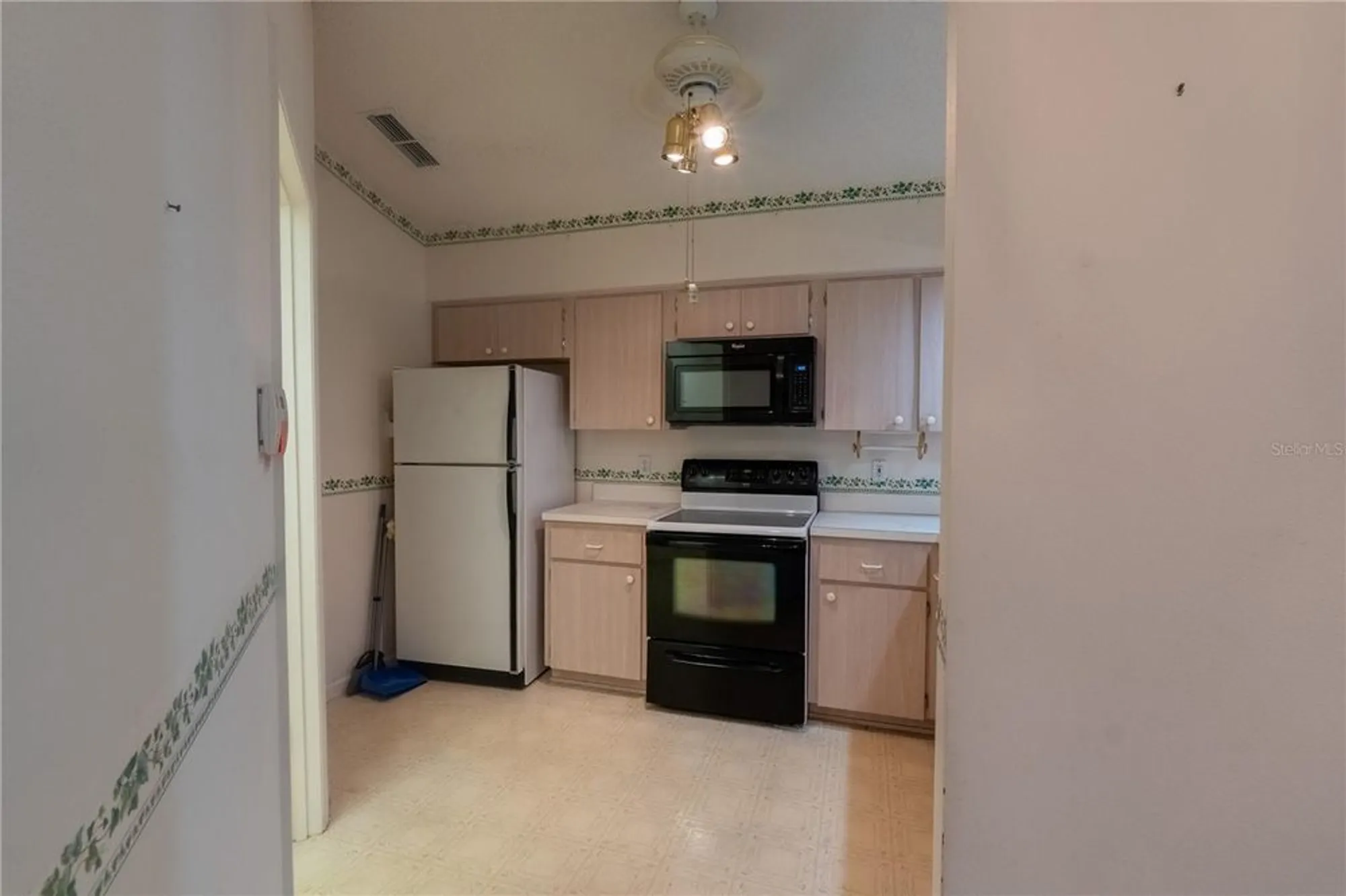 Property Slideshow image 6 of 42 | 1913 nw 50th cir, Ocala, FL, 34482