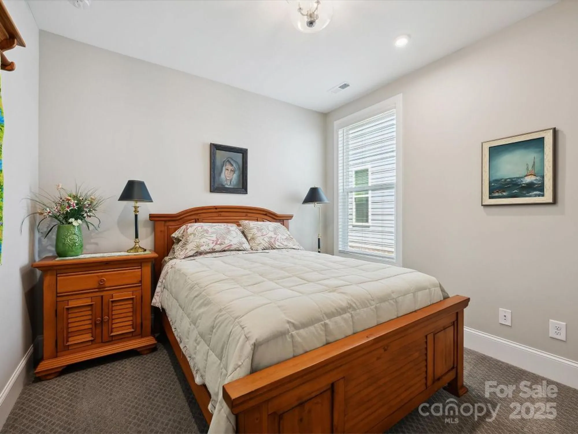 Property Slideshow image 25 of 34 | 10305 superb ln, Charlotte, NC, 28215