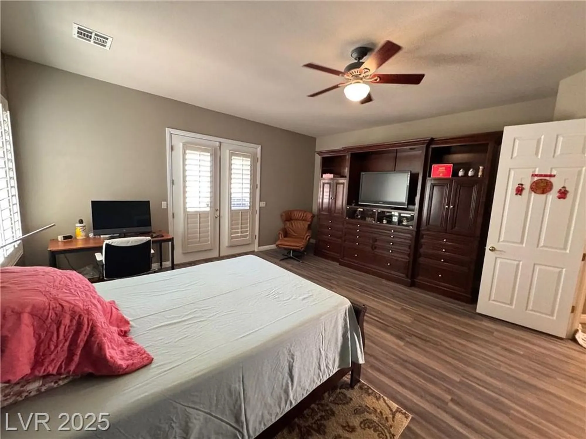 Property Slideshow image 20 of 47 | 4507 denaro dr, Las Vegas, NV, 89135