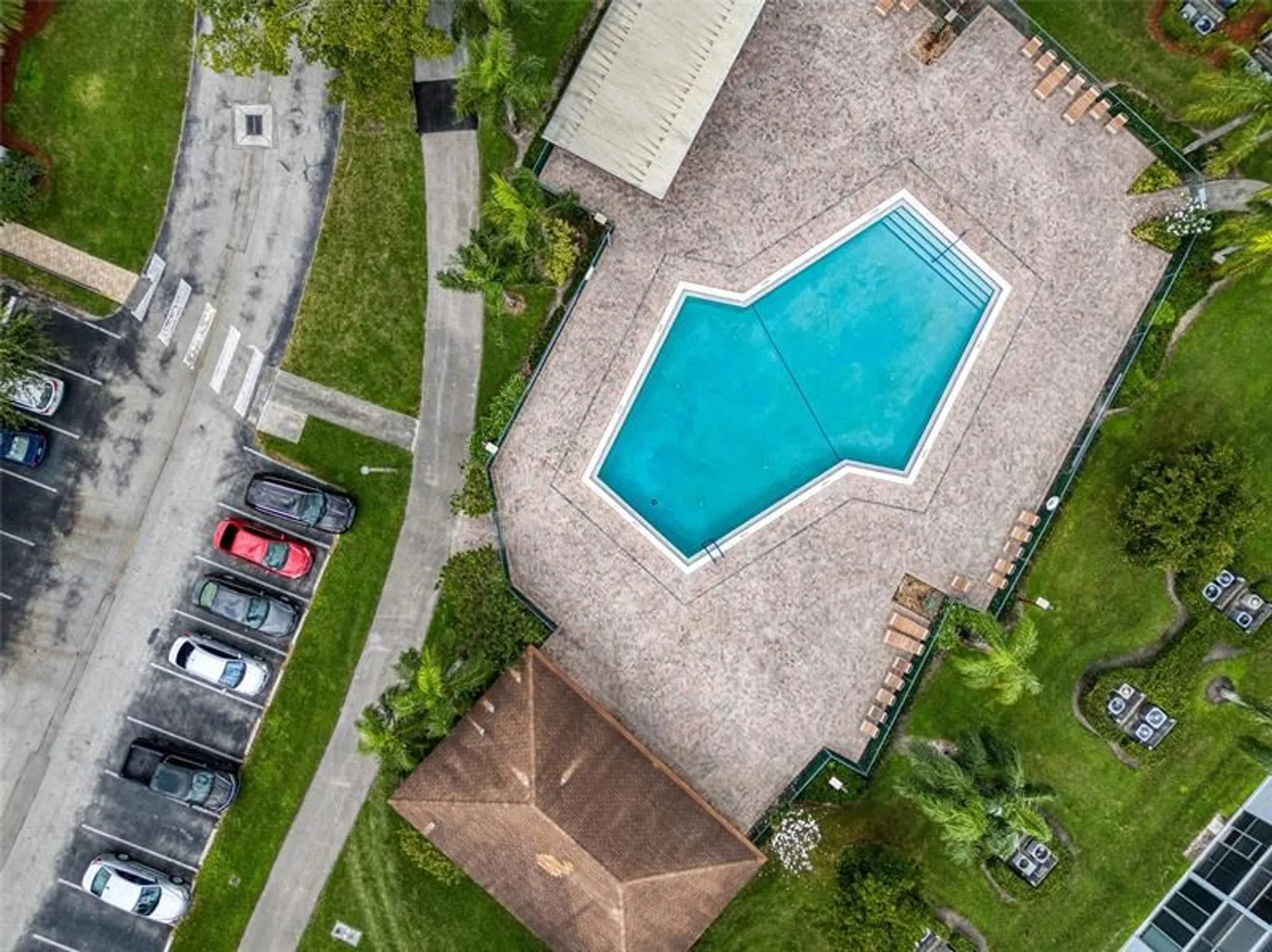 Property Slideshow image 7 of 36 | 800 sw 125th way apt 202, Pembroke Pines, FL, 33027