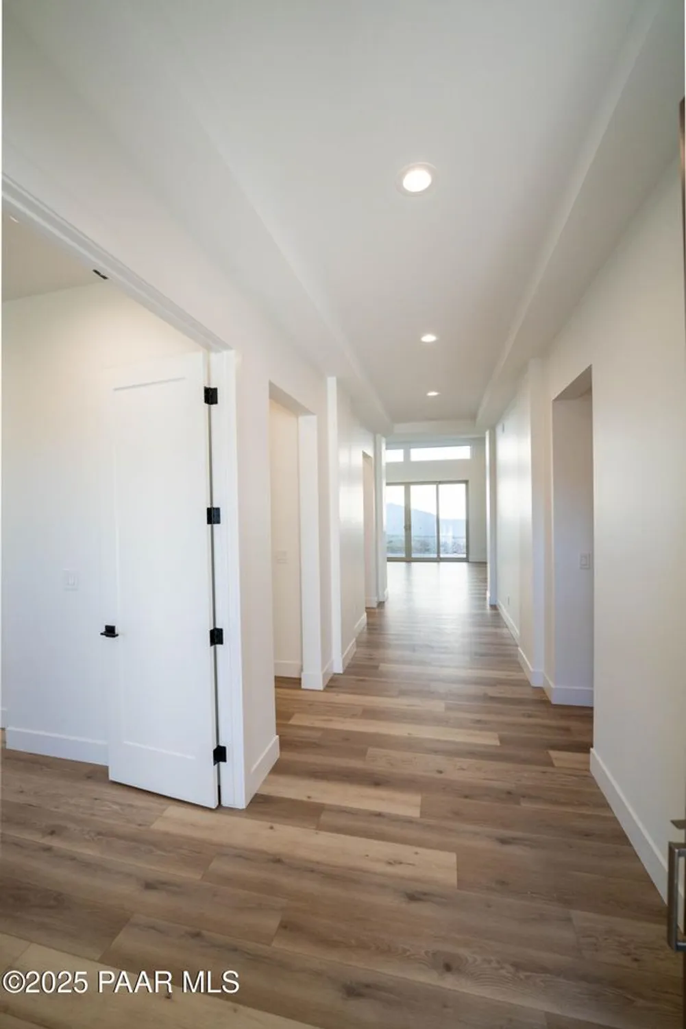 Property Slideshow image 5 of 20 | 1116 s lakeview dr, Prescott, AZ, 86301