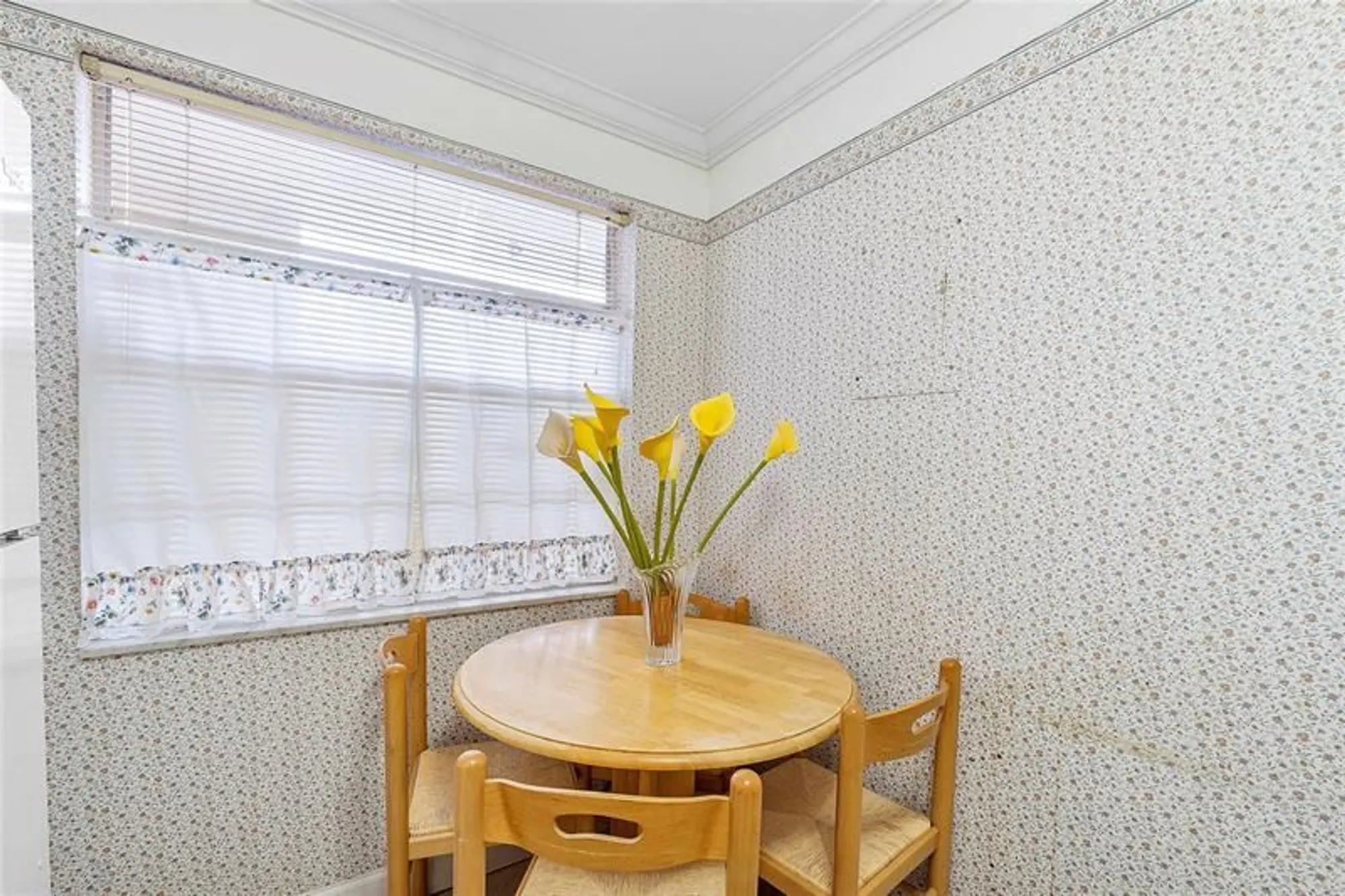 Property Slideshow image 5 of 31 | 3776 inverrary blvd, Lauderhill, FL, 33319