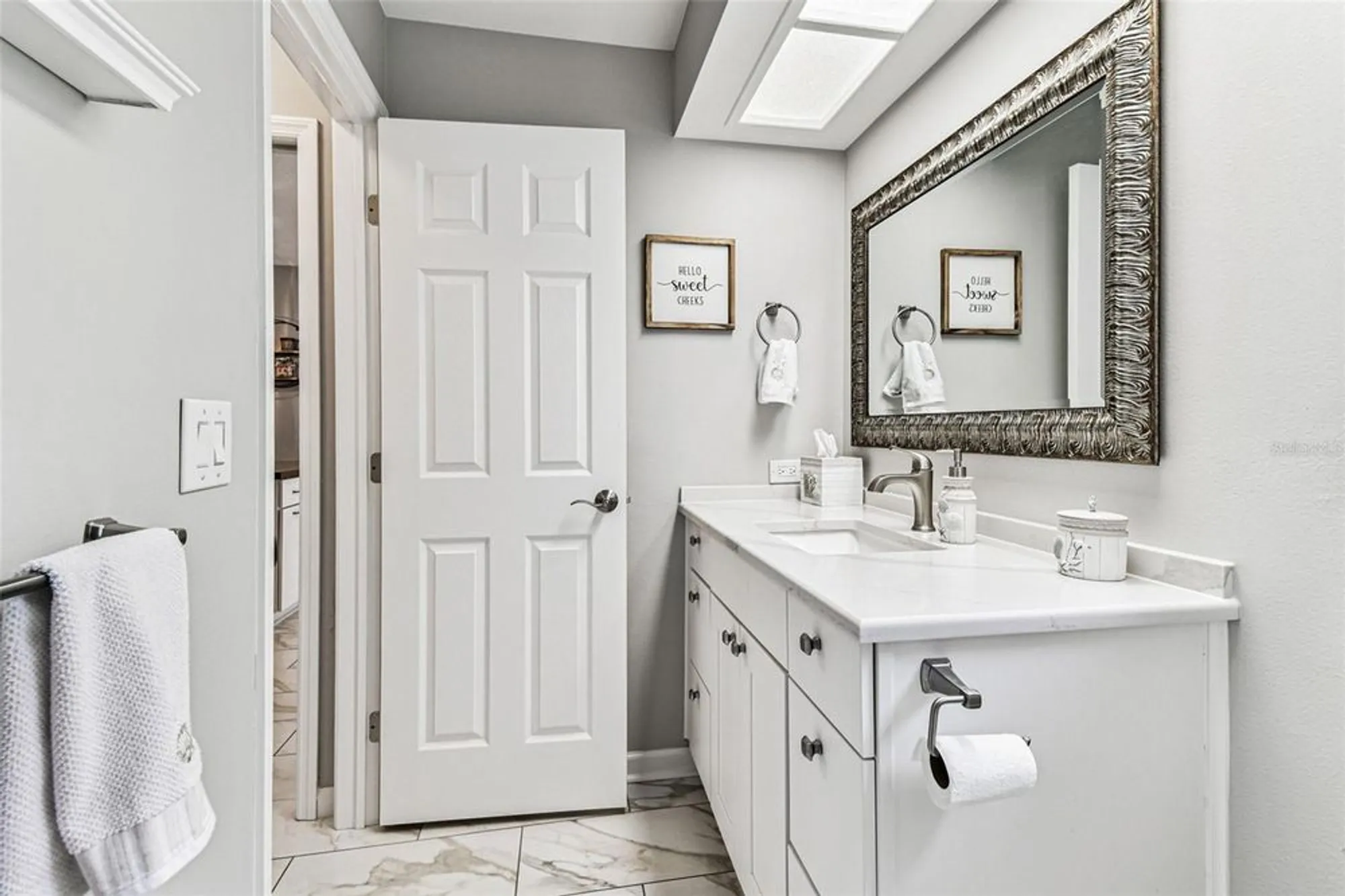 Property Slideshow image 28 of 99 | 2834 thistle ct, Palm Harbor, FL, 34684