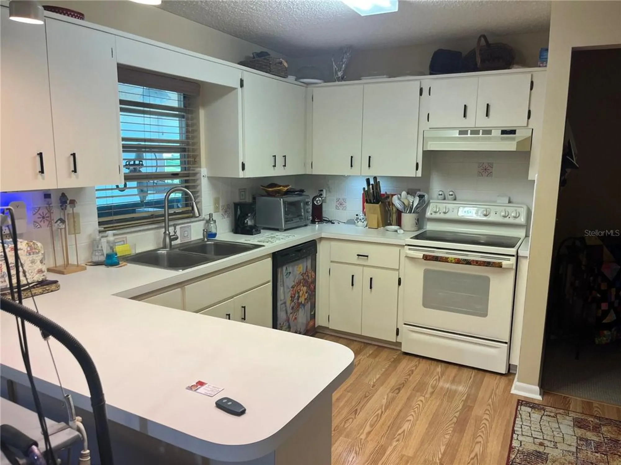 Property Slideshow image 7 of 15 | 8896 sw 90th st b, Ocala, FL, 34481