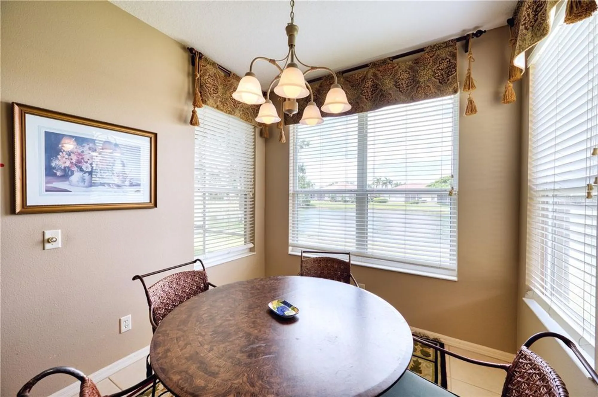 Property Slideshow image 17 of 39 | 8014 victoria falls cir, Sarasota, FL, 34243