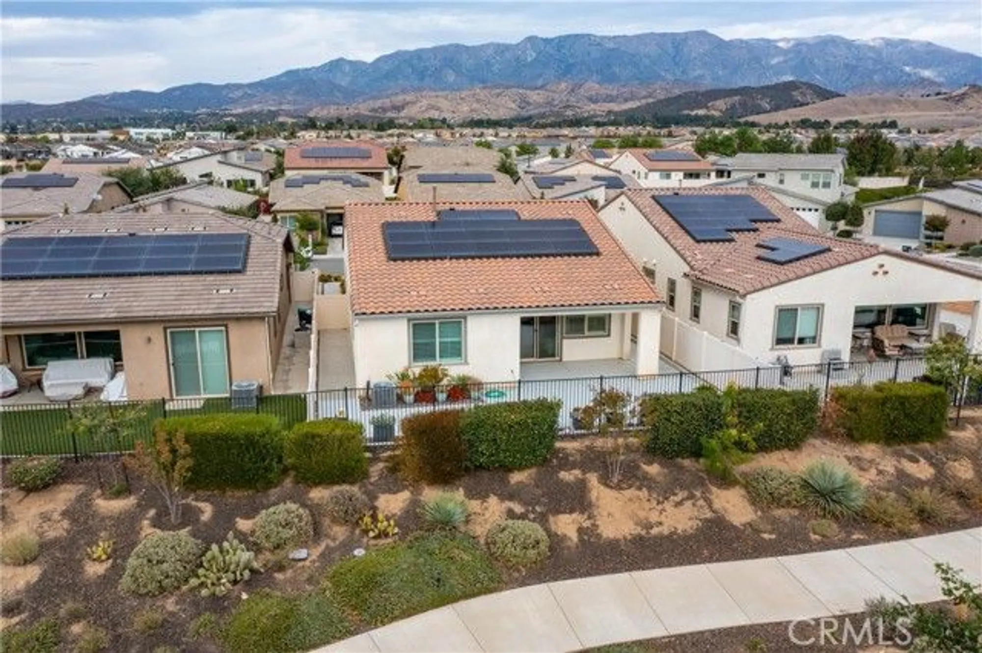 Property Slideshow image 27 of 38 | 1521 summerfield way, Beaumont, CA, 92223