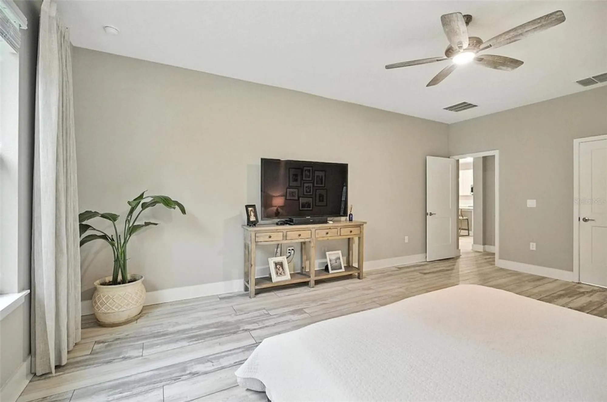 Property Slideshow image 36 of 60 | 3026 adrian dr, Ormond Beach, FL, 32174