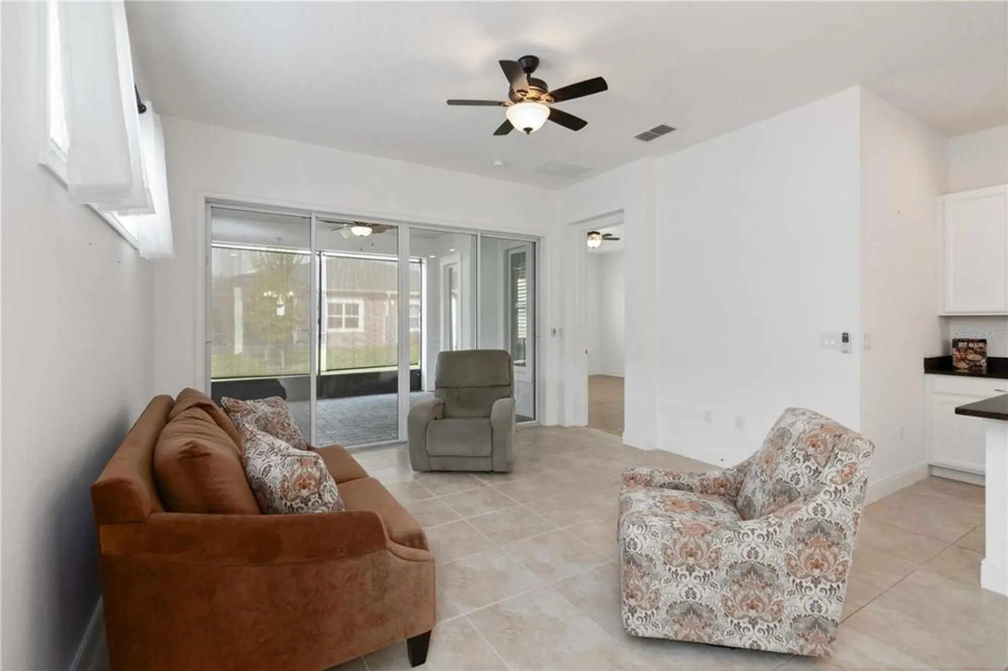 Property Slideshow image 16 of 67 | 2476 datura loop, Saint Cloud, FL, 34772
