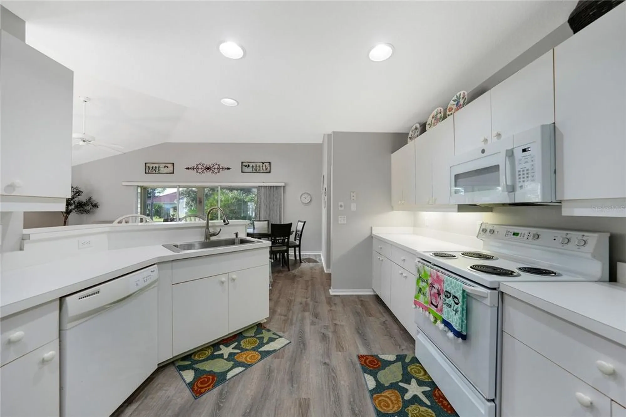 Property Slideshow image 15 of 30 | 3985 cape cole blvd, Punta Gorda, FL, 33955