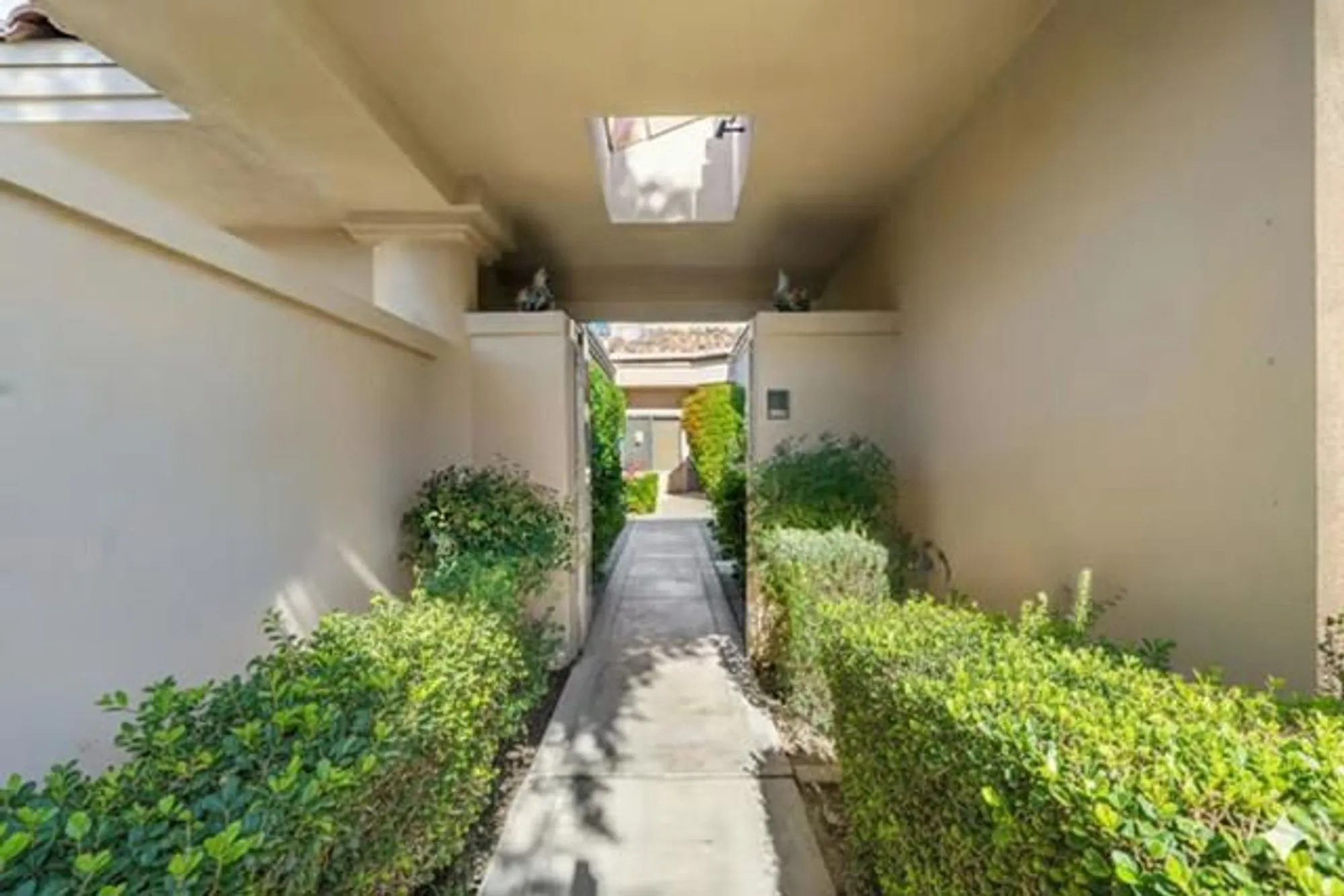 Property Slideshow image 8 of 44 | 54821 inverness way, La Quinta, CA, 92253