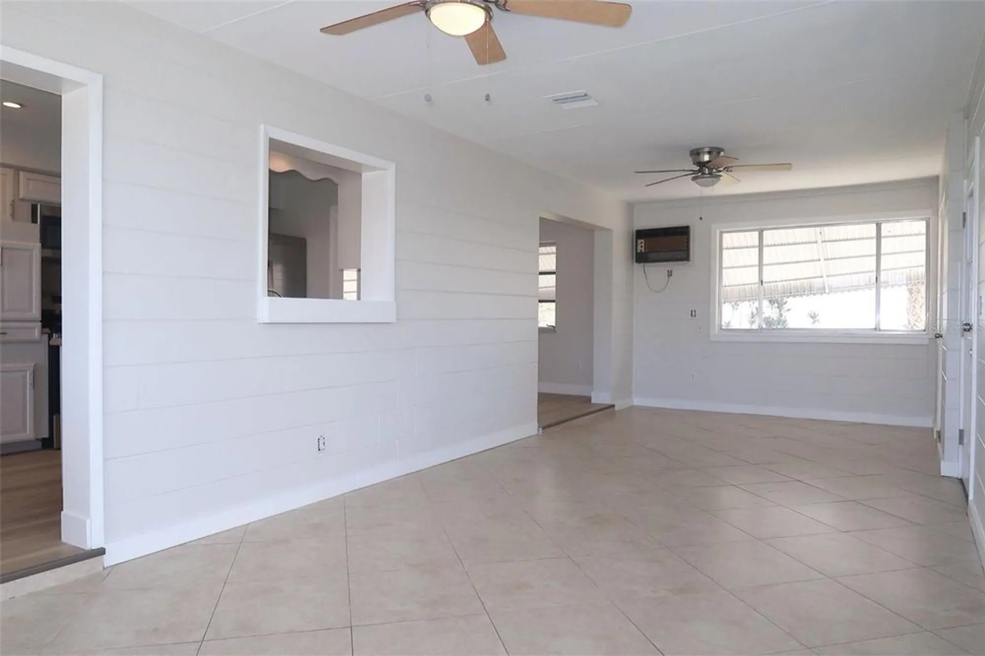 Property Slideshow image 23 of 30 | 806 oakmont ave, Sun City Center, FL, 33573