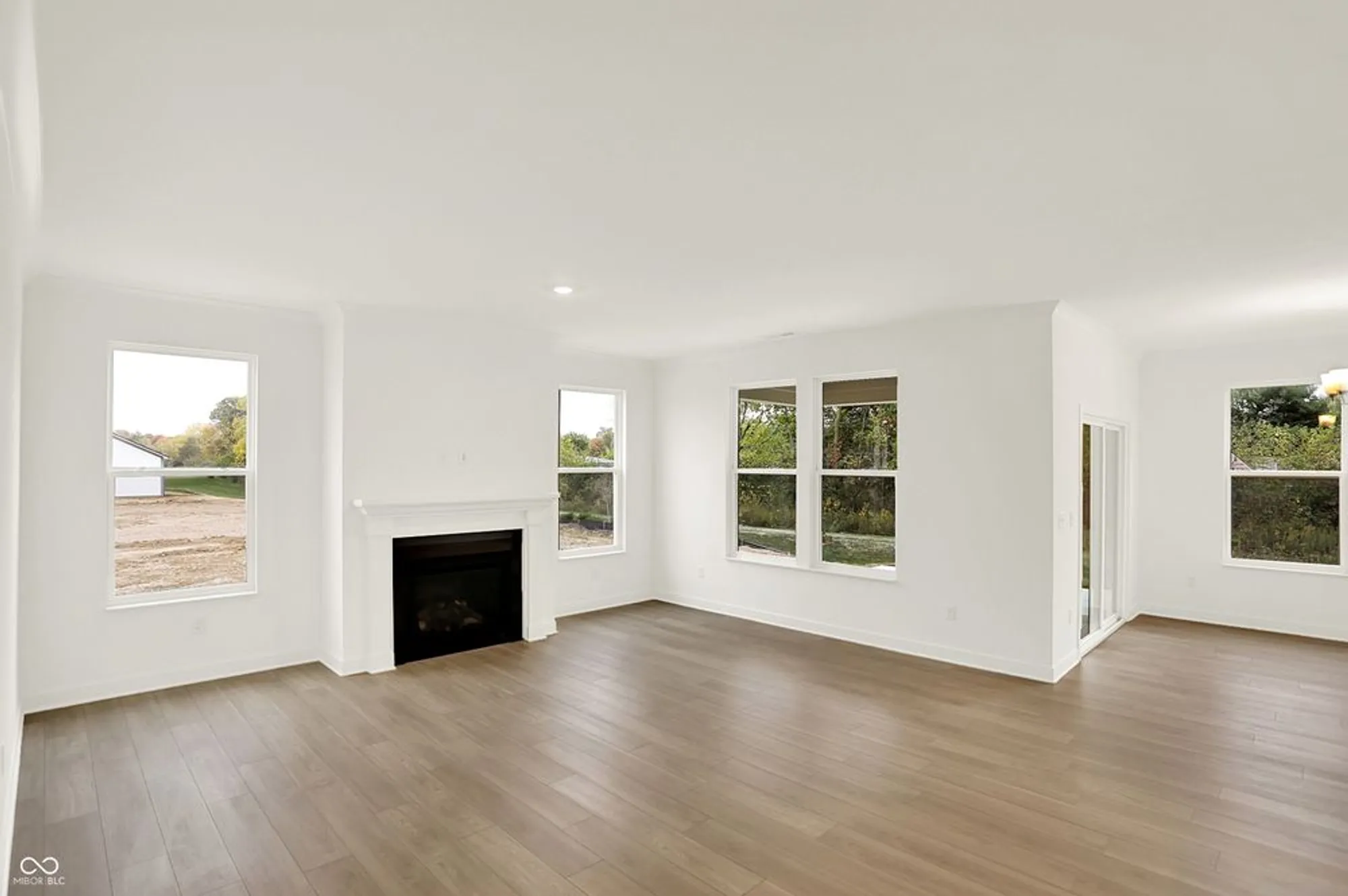 Property Slideshow image 17 of 40 | 5357 nettleton way, Avon, IN, 46123