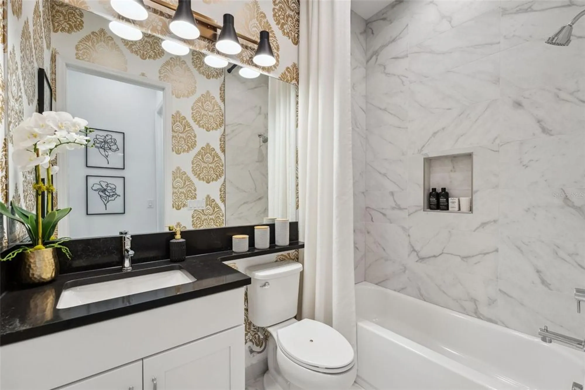 Property Slideshow image 32 of 41 | 3915 corsica pl, Wesley Chapel, FL, 33543