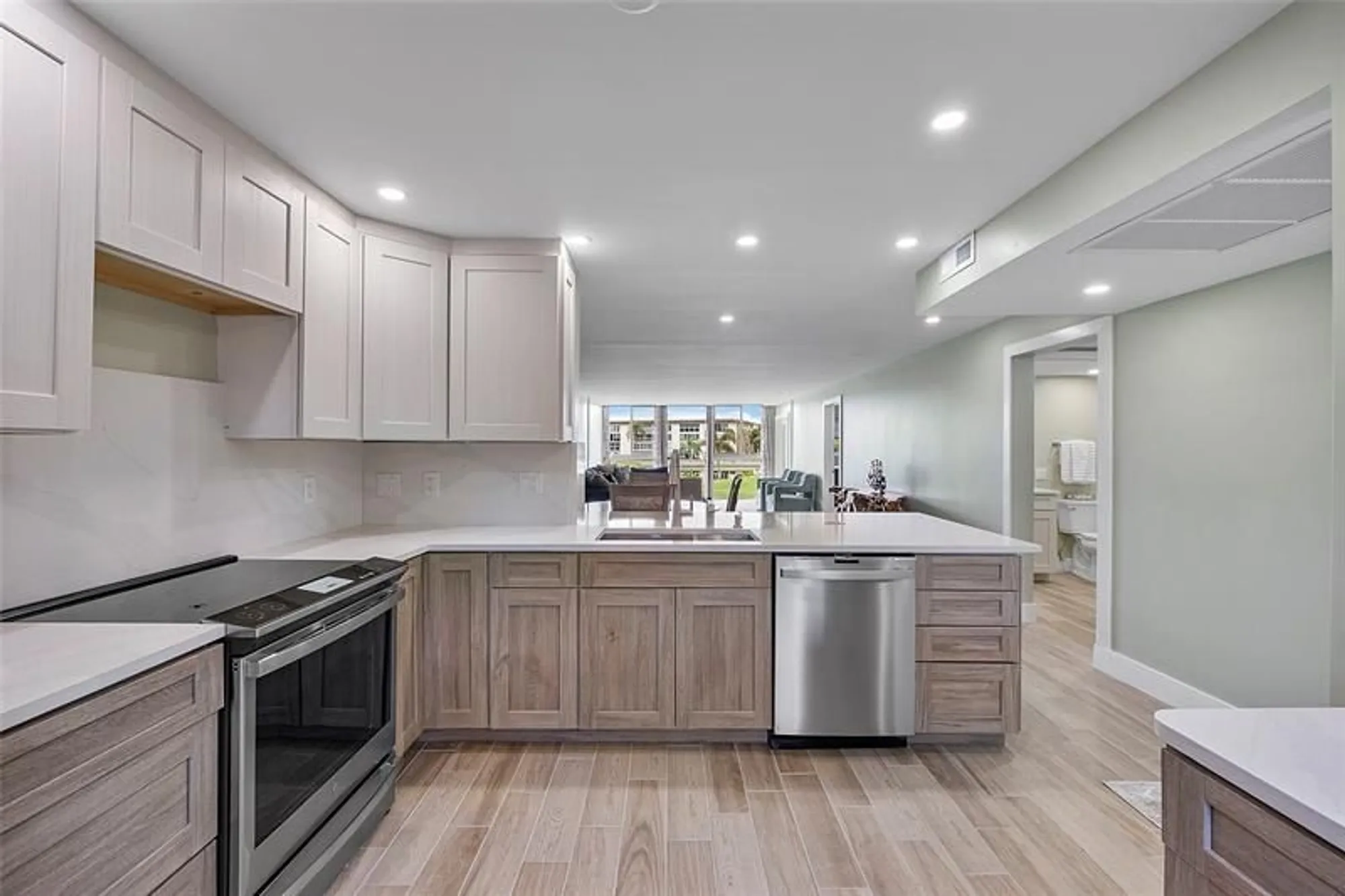 Property Slideshow image 5 of 34 | 3502 bimini ln b2, Coconut Creek, FL, 33066