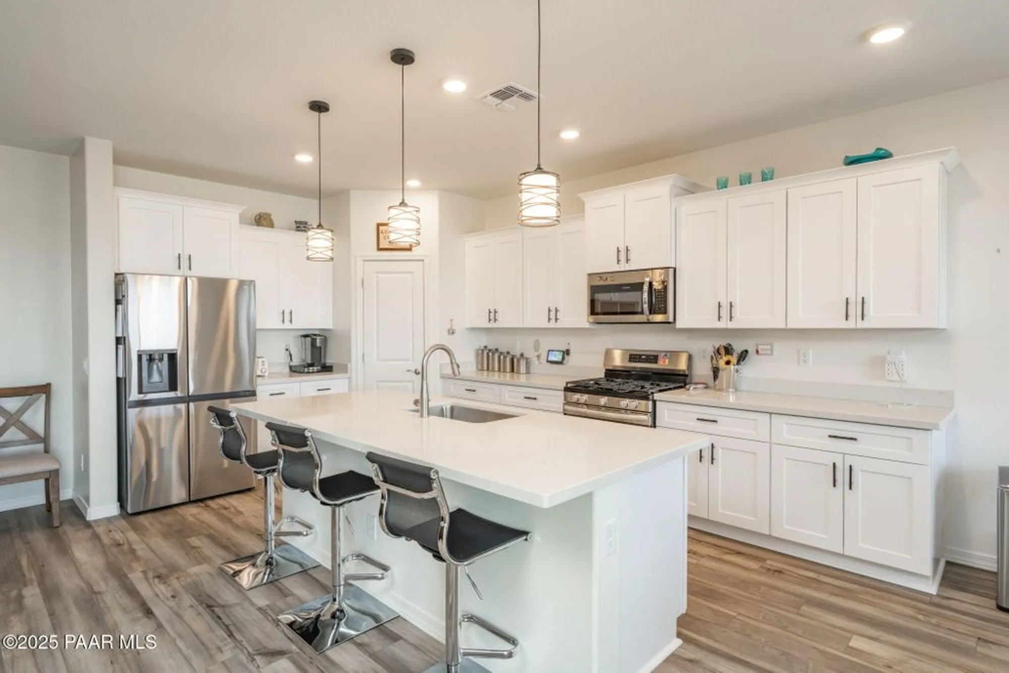 Property Slideshow image 11 of 37 | 7724 e turnberry dr, Prescott Valley, AZ, 86315