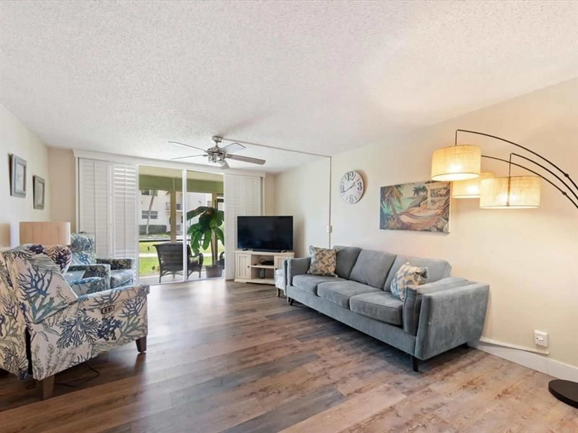 Property Slideshow image 1 of 33 | 311 s hollybrook dr apt 104, Pembroke Pines, FL, 33025