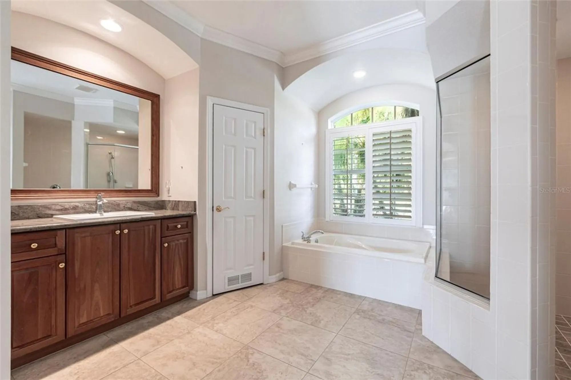 Property Slideshow image 32 of 51 | 7211 treymore ct, Sarasota, FL, 34243