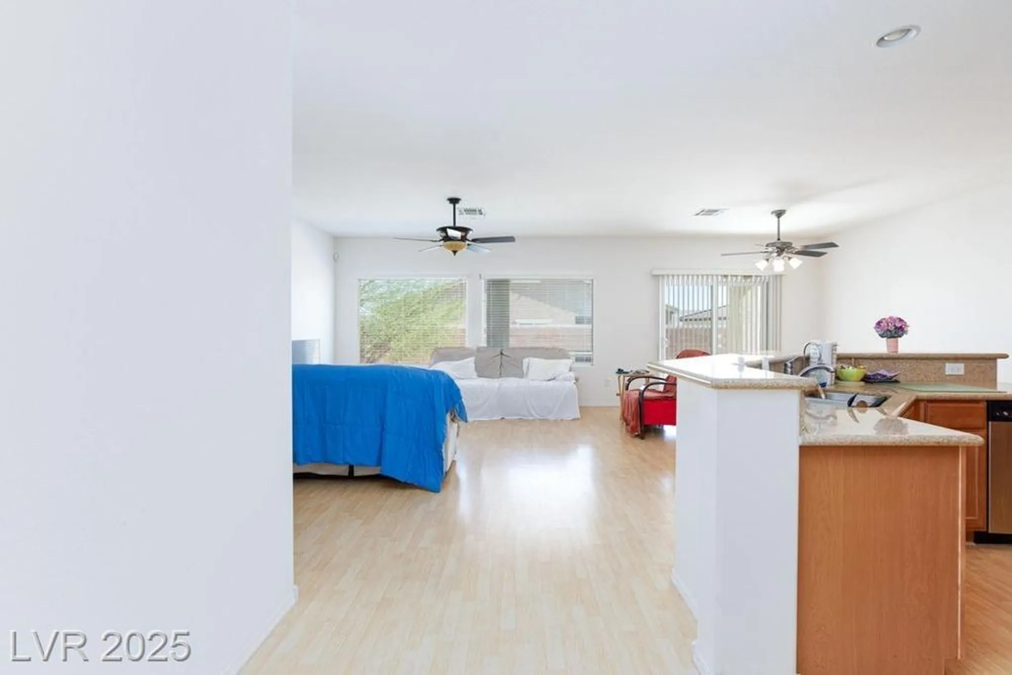 Property Slideshow image 15 of 33 | 7716 homing pigeon st, North Las Vegas, NV, 89084