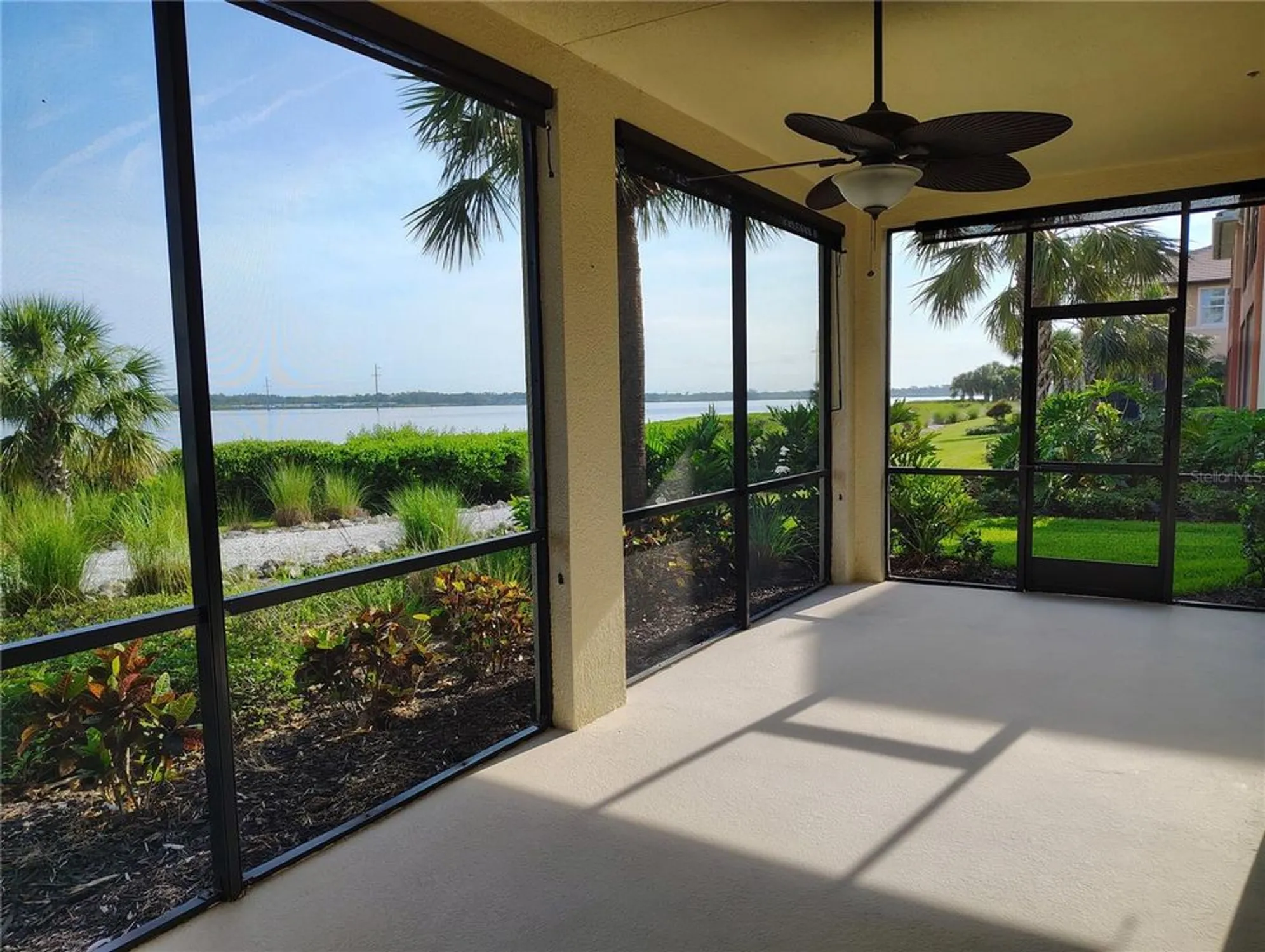 Property Slideshow image 26 of 84 | 1264 riverscape st b, Bradenton, FL, 34208
