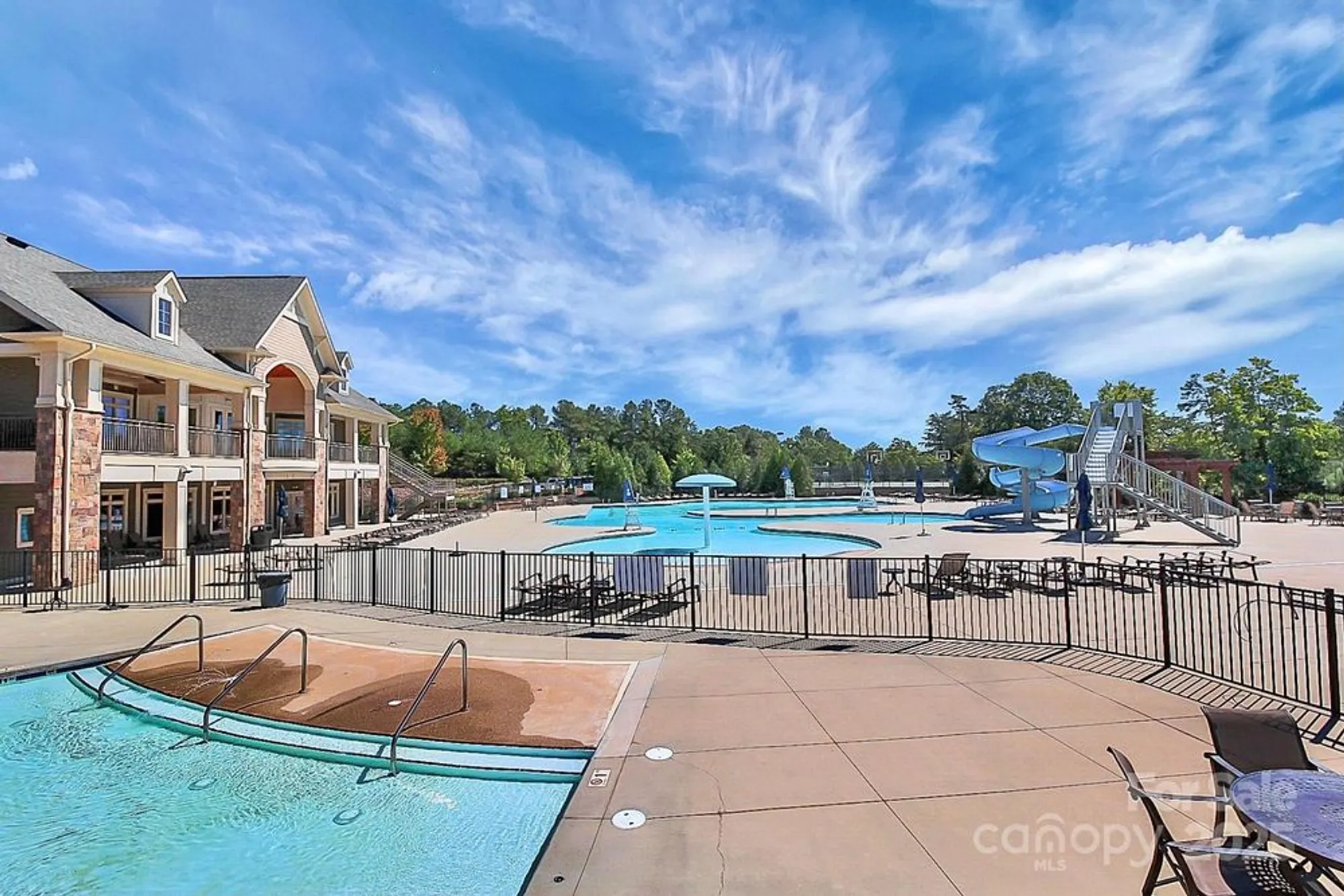 Property Slideshow image 12 of 46 | 14920 high bluff ct, Charlotte, NC, 28278