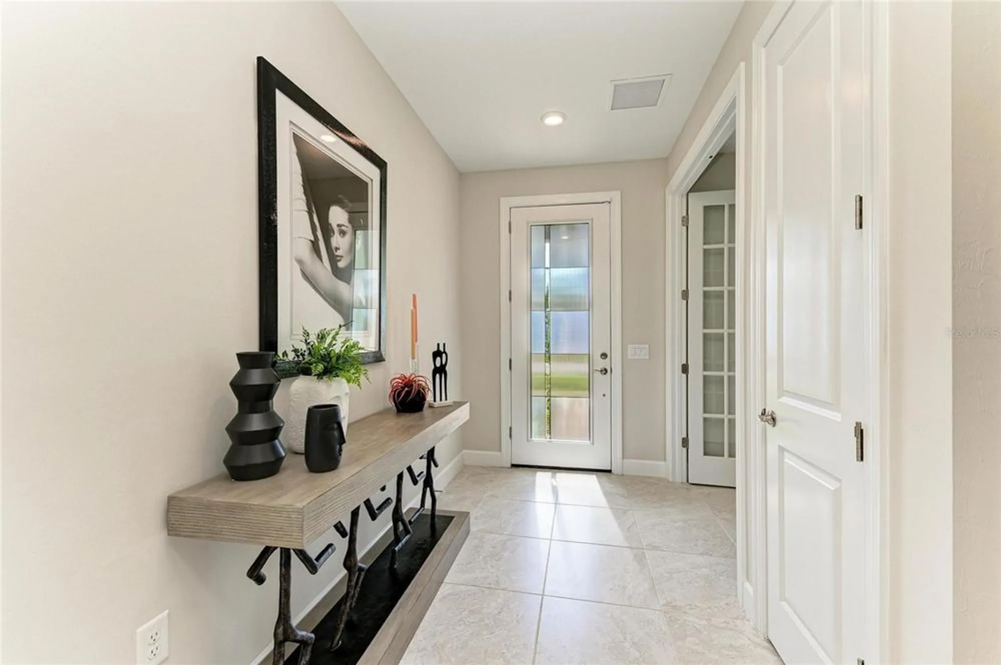 Property Slideshow image 8 of 70 | 7136 summerland cv, Bradenton, FL, 34202