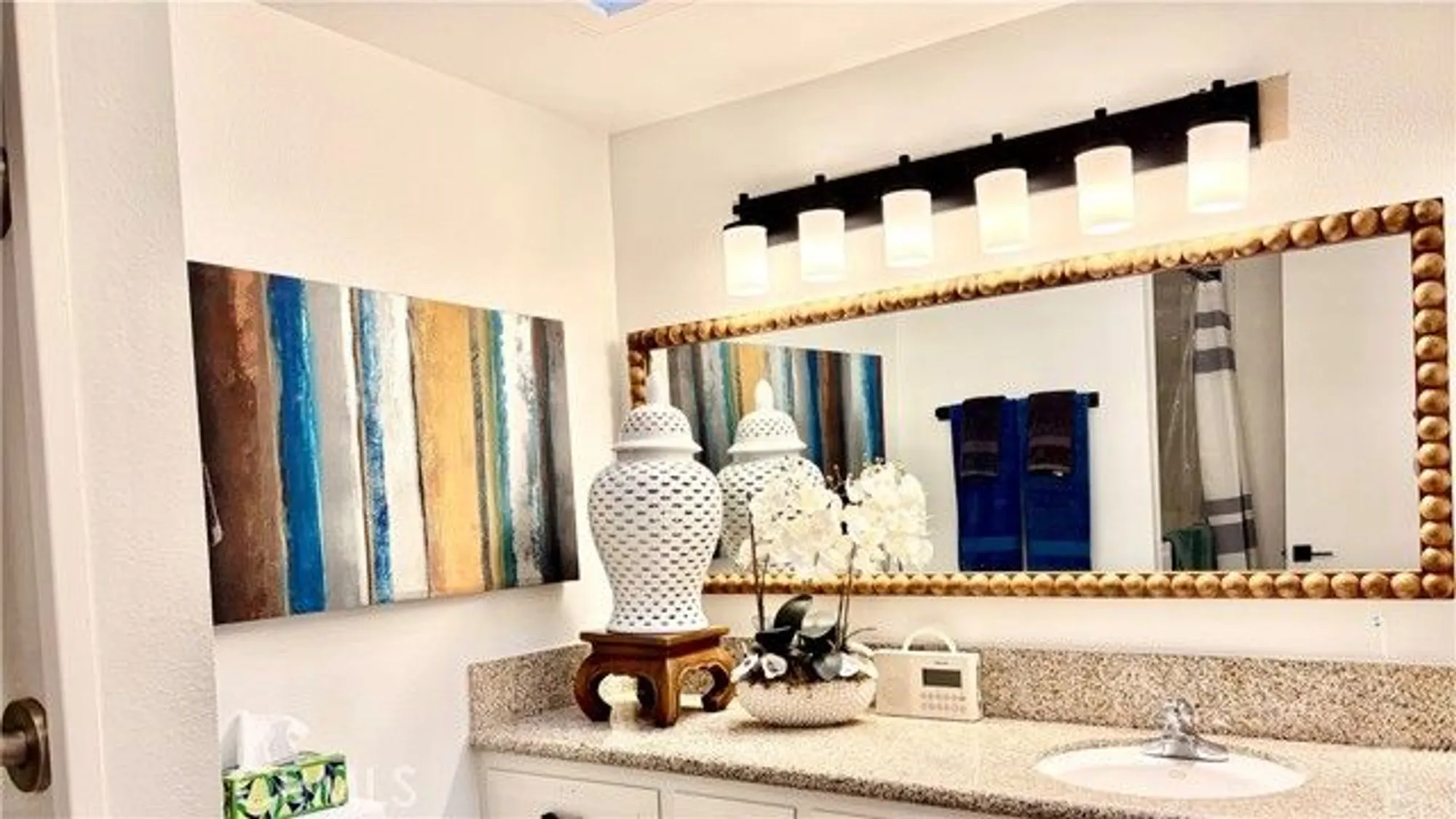 Property Slideshow image 11 of 11 | 13361 el dorado dr apt 201a, Seal Beach, CA, 90740