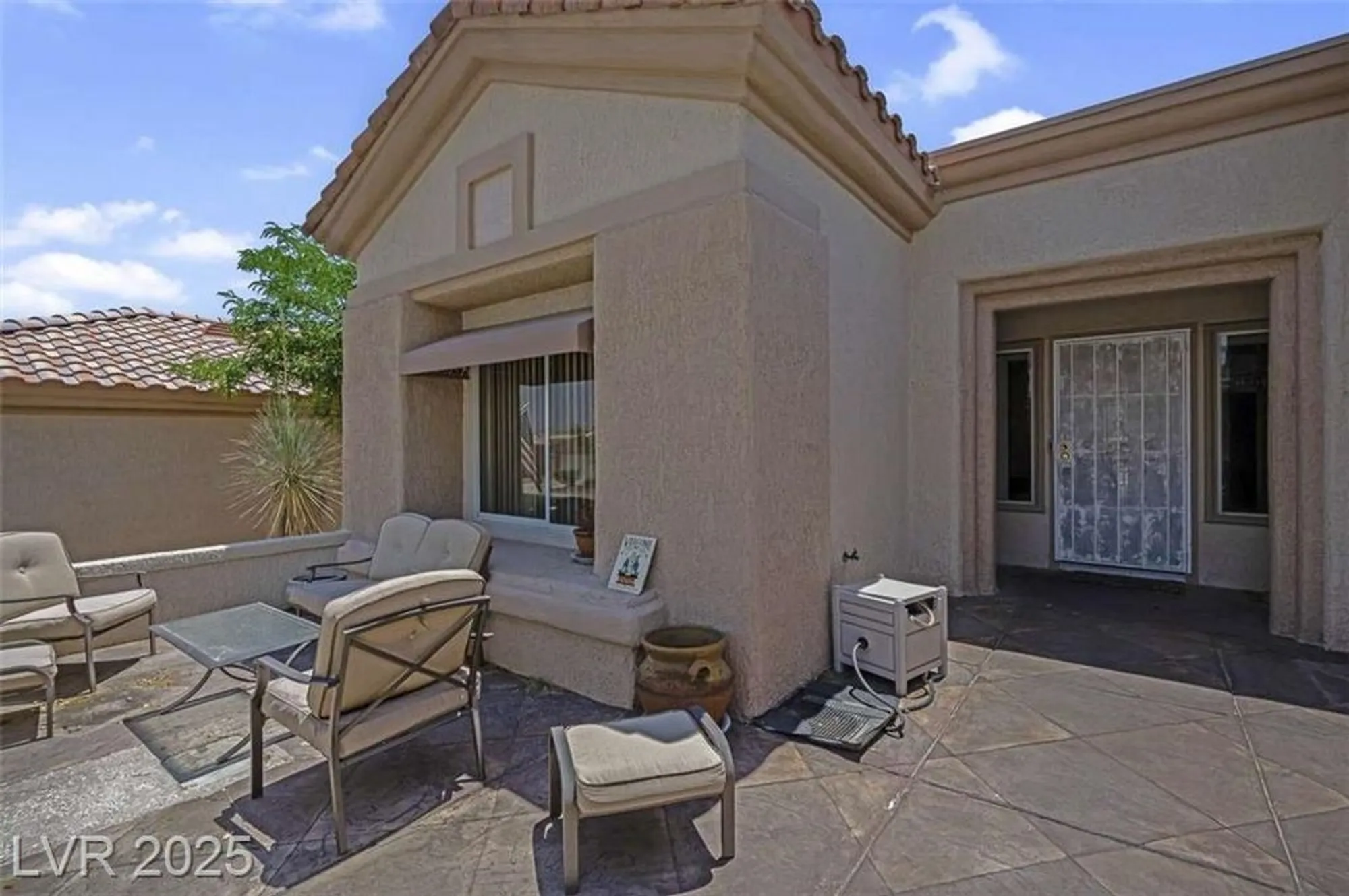 Property Slideshow image 4 of 44 | 10017 bundella dr, Las Vegas, NV, 89134