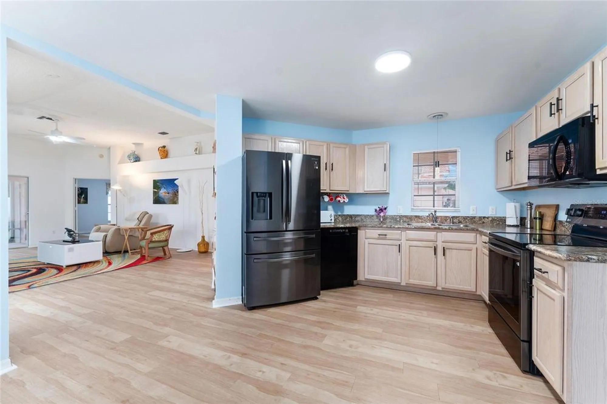 Property Slideshow image 23 of 65 | 906 santa anna ln, The Villages, FL, 32159