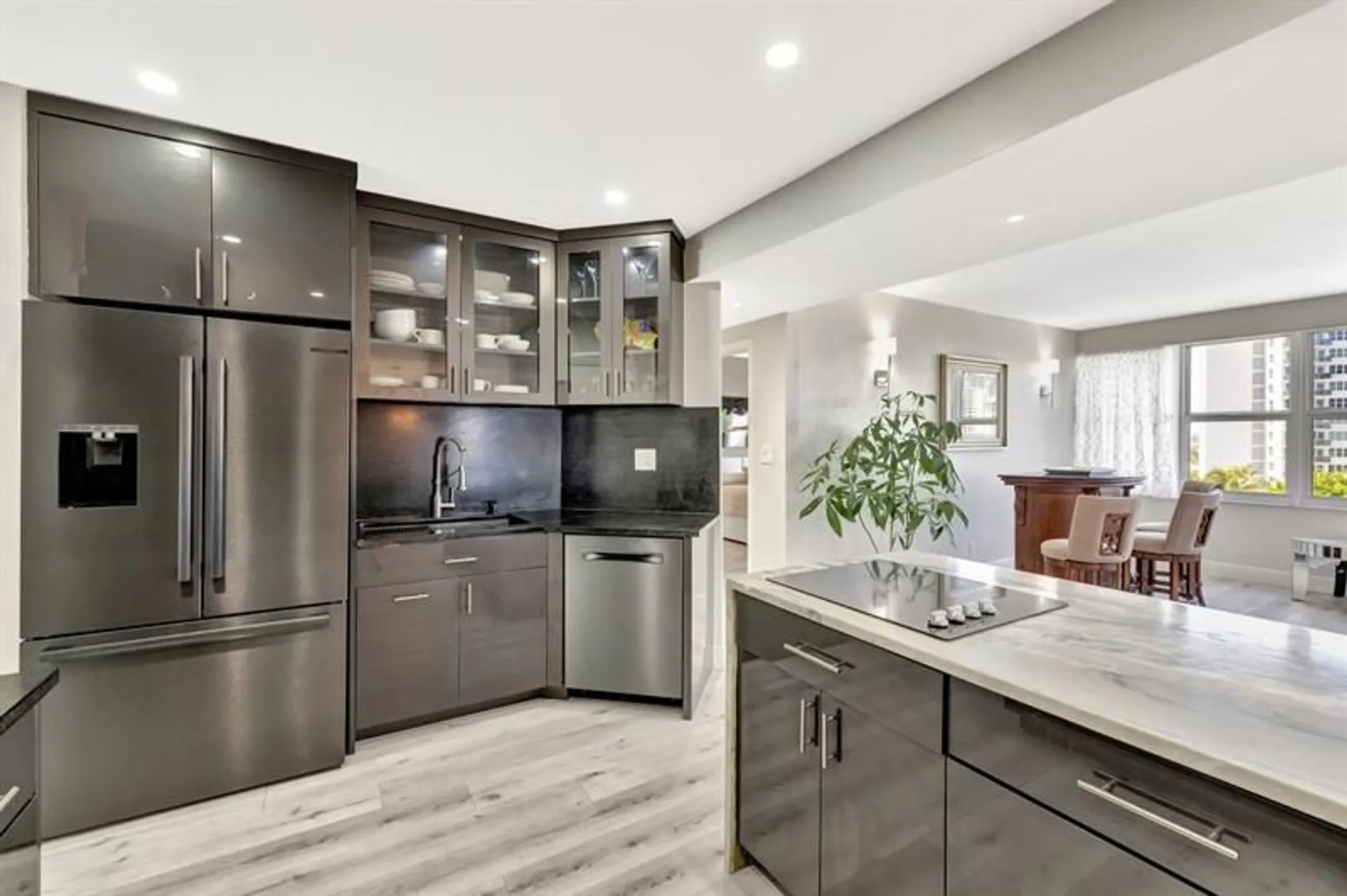 Property Slideshow image 18 of 50 | 3333 ne 34th st 608, Fort Lauderdale, FL, 33308