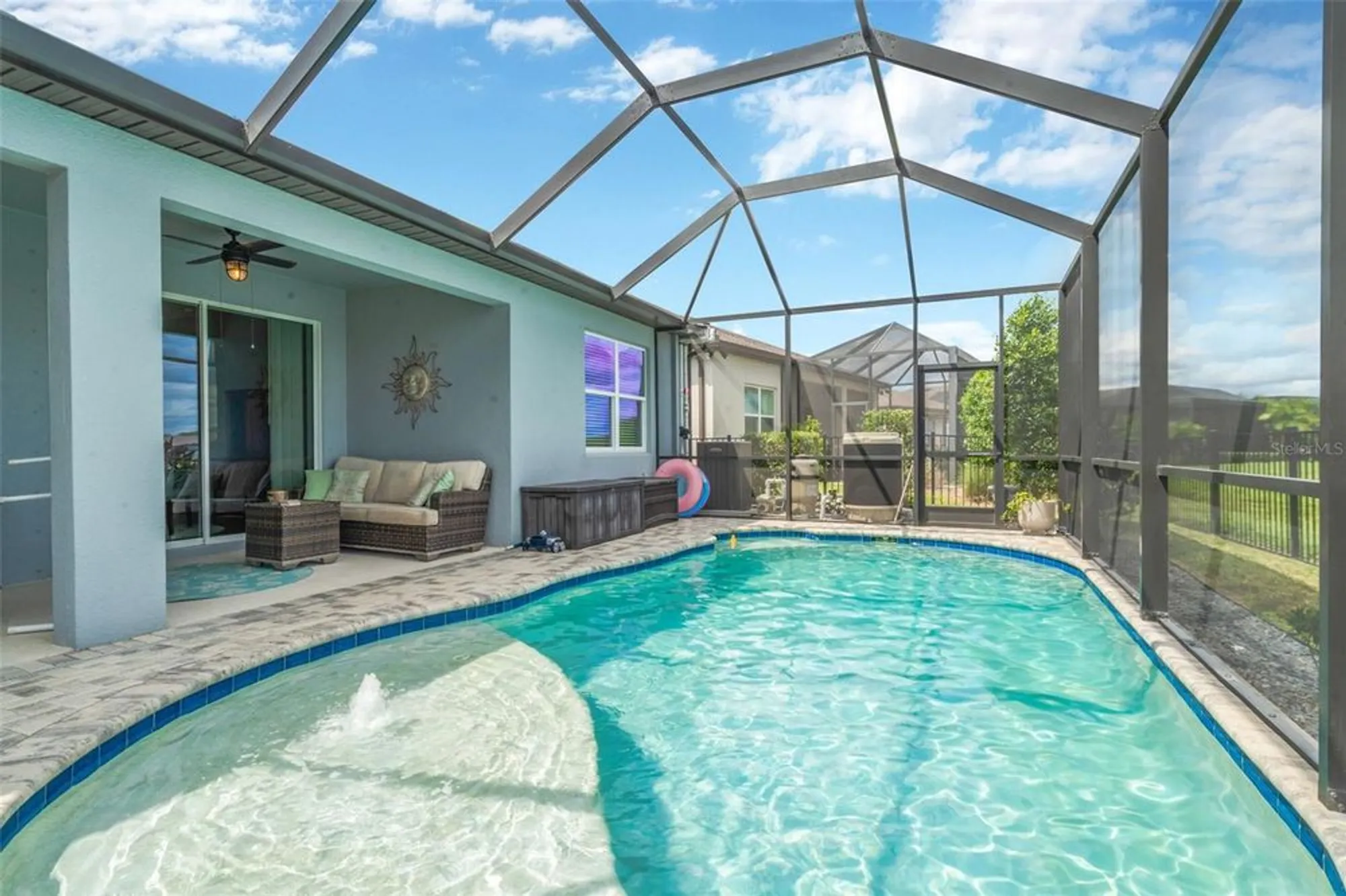 Property Slideshow image 4 of 70 | 19494 sea glass cir, Land O Lakes, FL, 34638