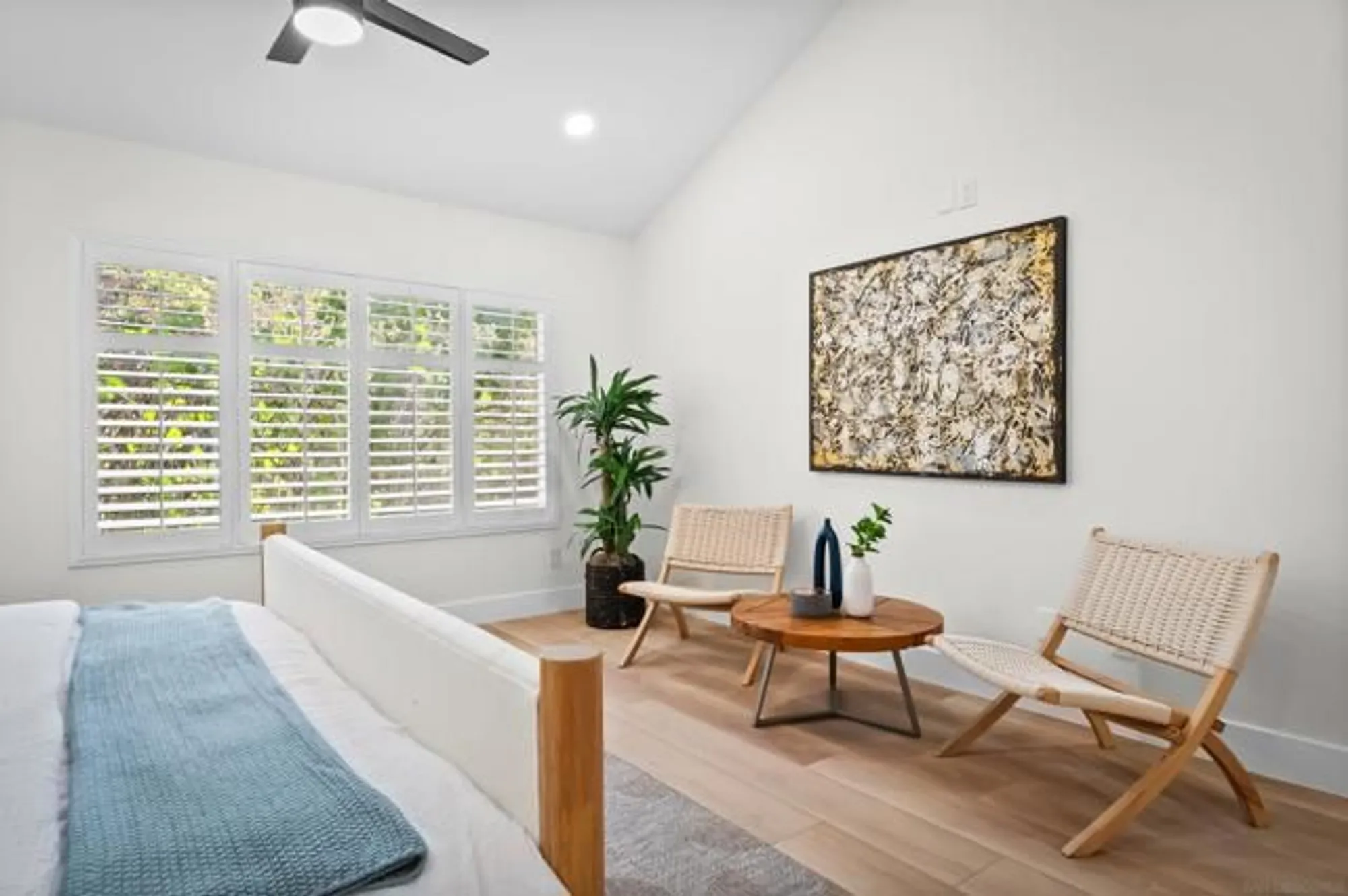 Property Slideshow image 25 of 47 | 4058 lemnos way, Oceanside, CA, 92056