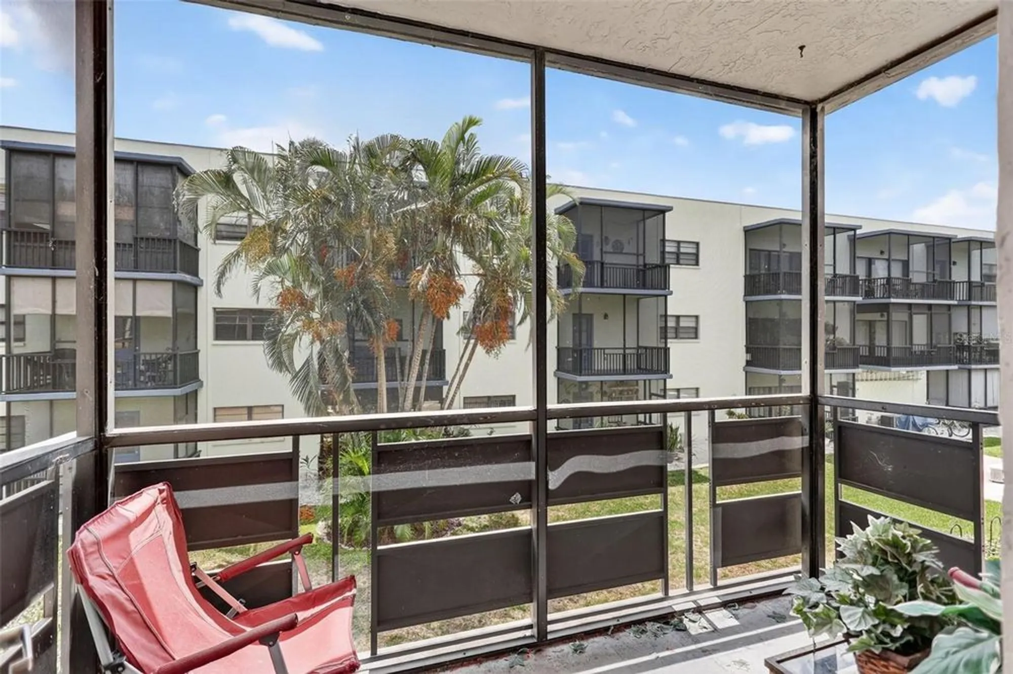 Property Slideshow image 32 of 36 | 5975 terrace park dr n unit 209, Saint Petersburg, FL, 33709