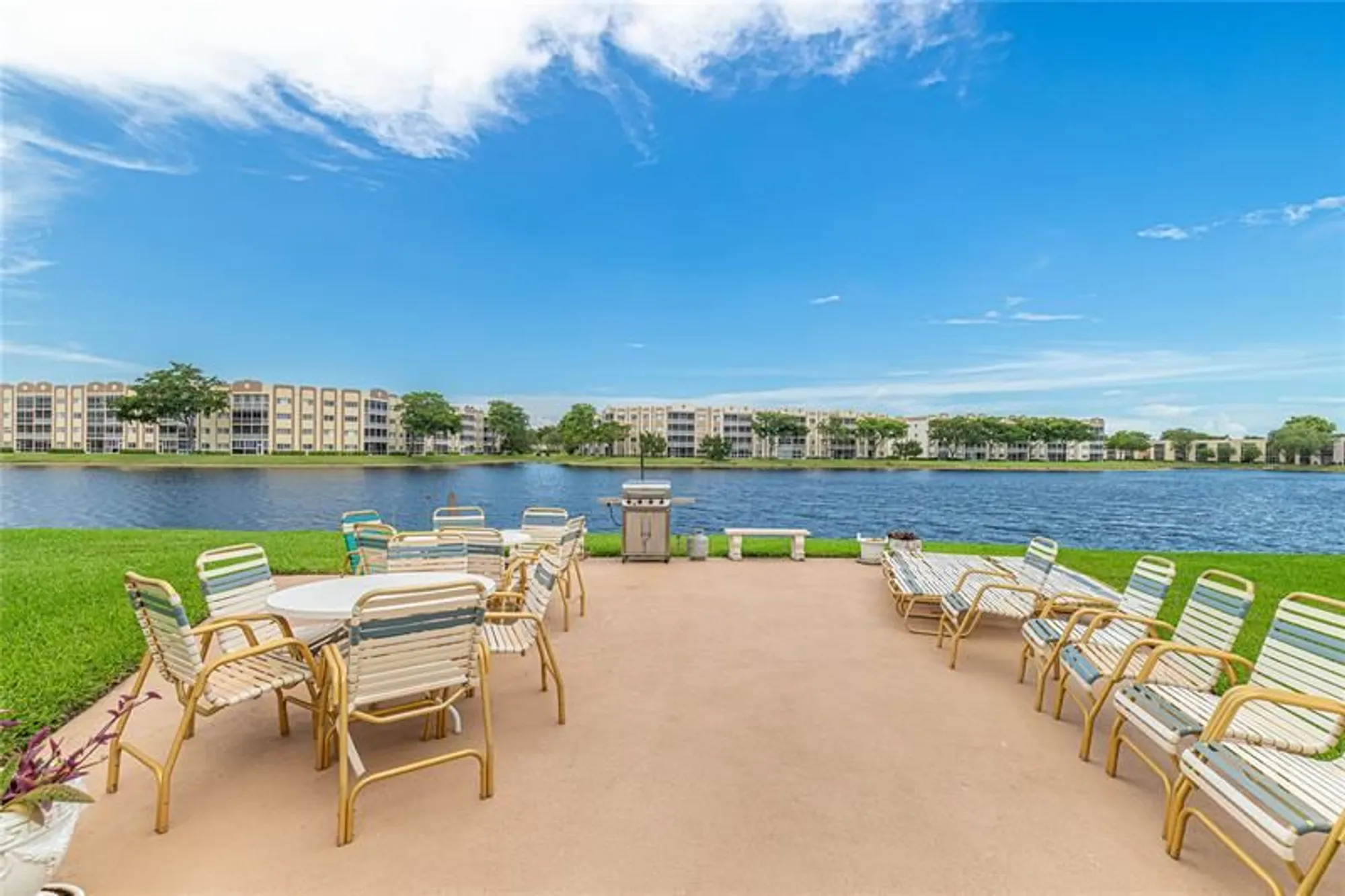 Property Slideshow image 28 of 50 | 7312 fairfax dr 102, Tamarac, FL, 33321