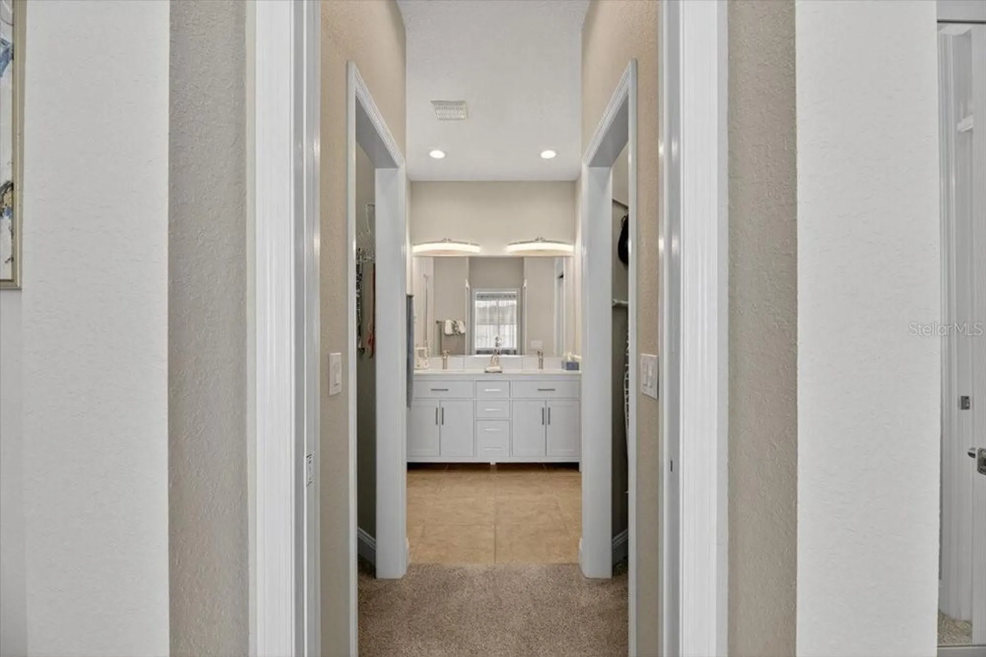 Property Slideshow image 34 of 59 | 8147 lake james dr, Lakeland, FL, 33810