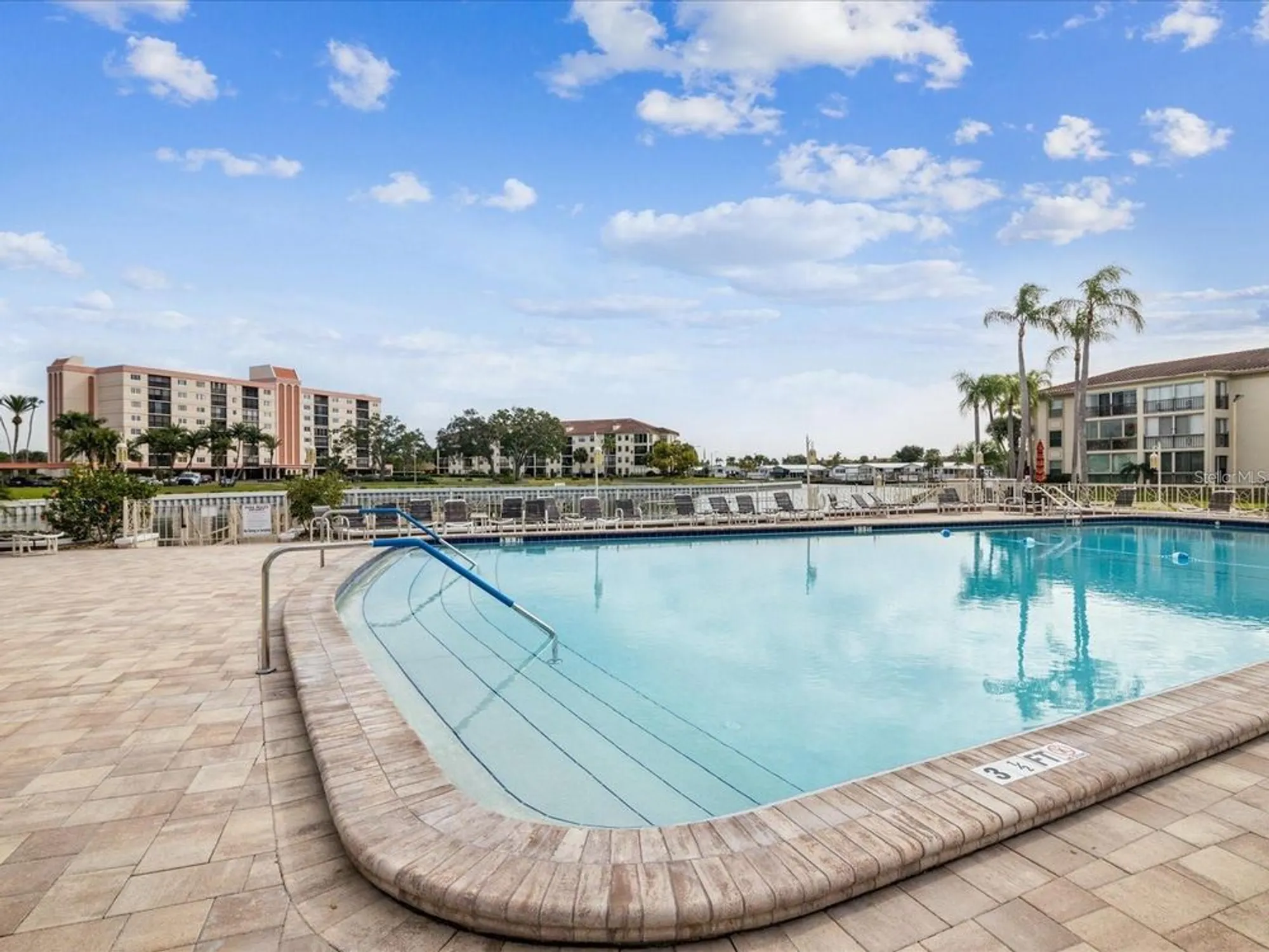 Property Slideshow image 15 of 33 | 19029 us highway 19 n apt 6-13, Clearwater, FL, 33764