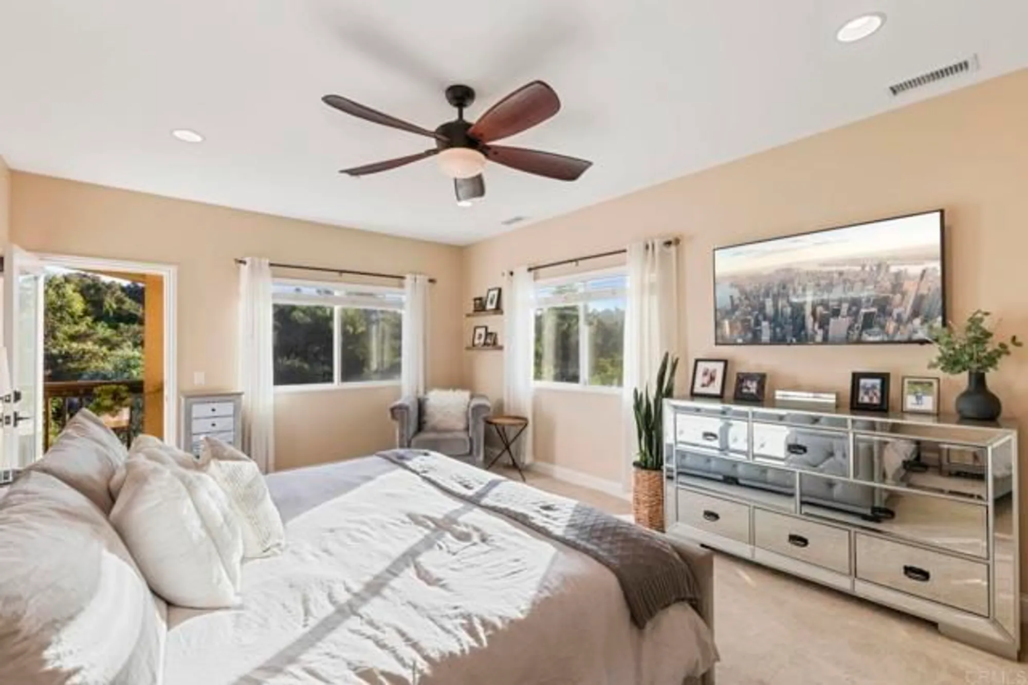 Property Slideshow image 48 of 71 | 27636 mountain meadow rd, Escondido, CA, 92026