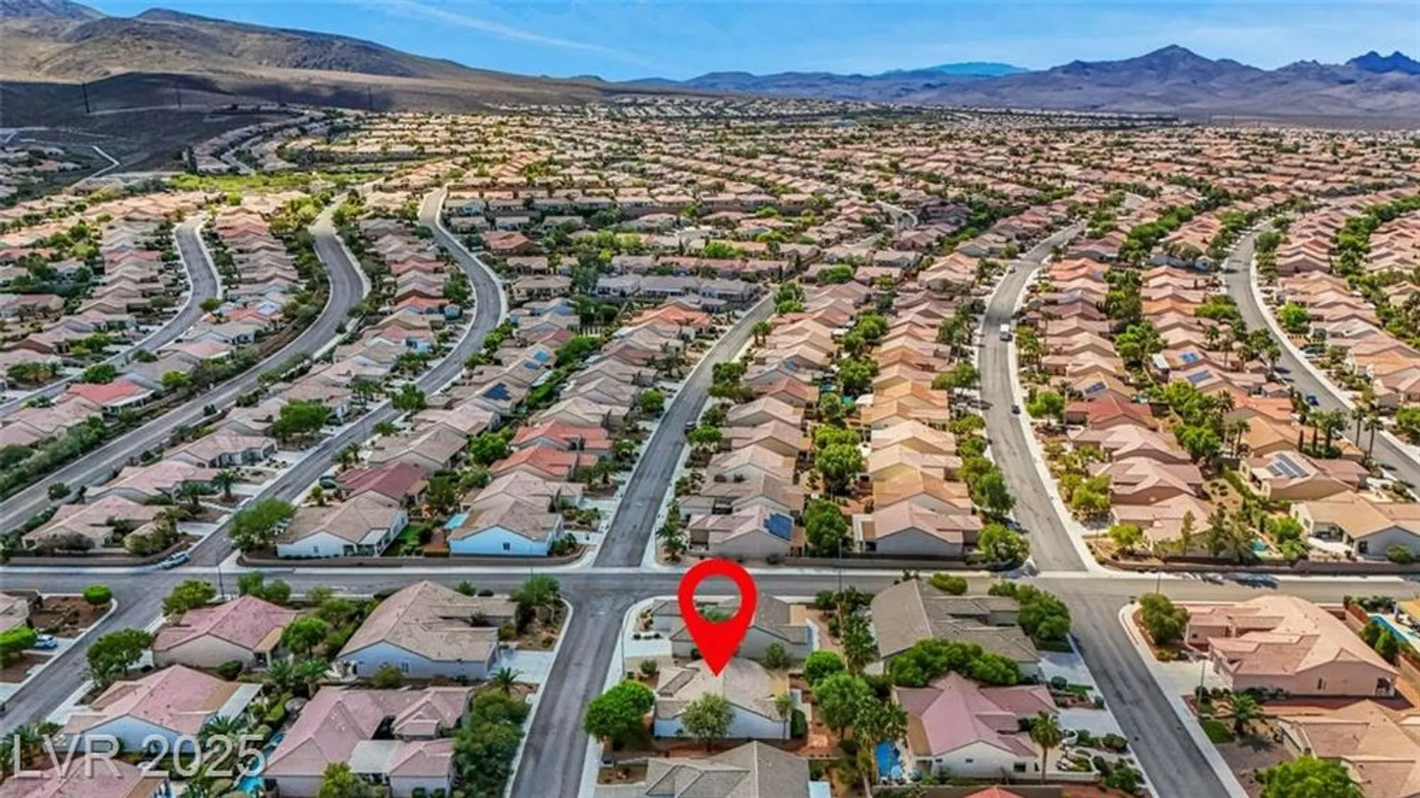 Property Slideshow image 9 of 65 | 2119 burtonsville dr, Henderson, NV, 89044