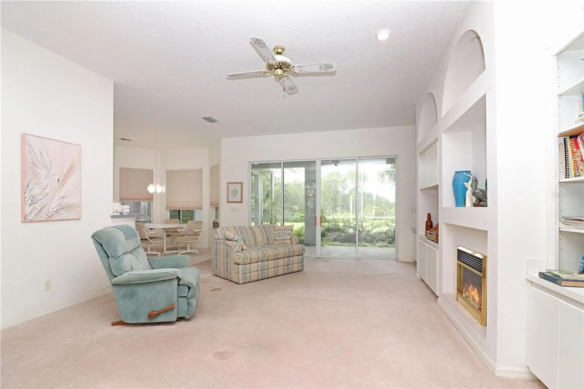 Property Slideshow image 4 of 49 | 22125 draw bridge dr, Leesburg, FL, 34748