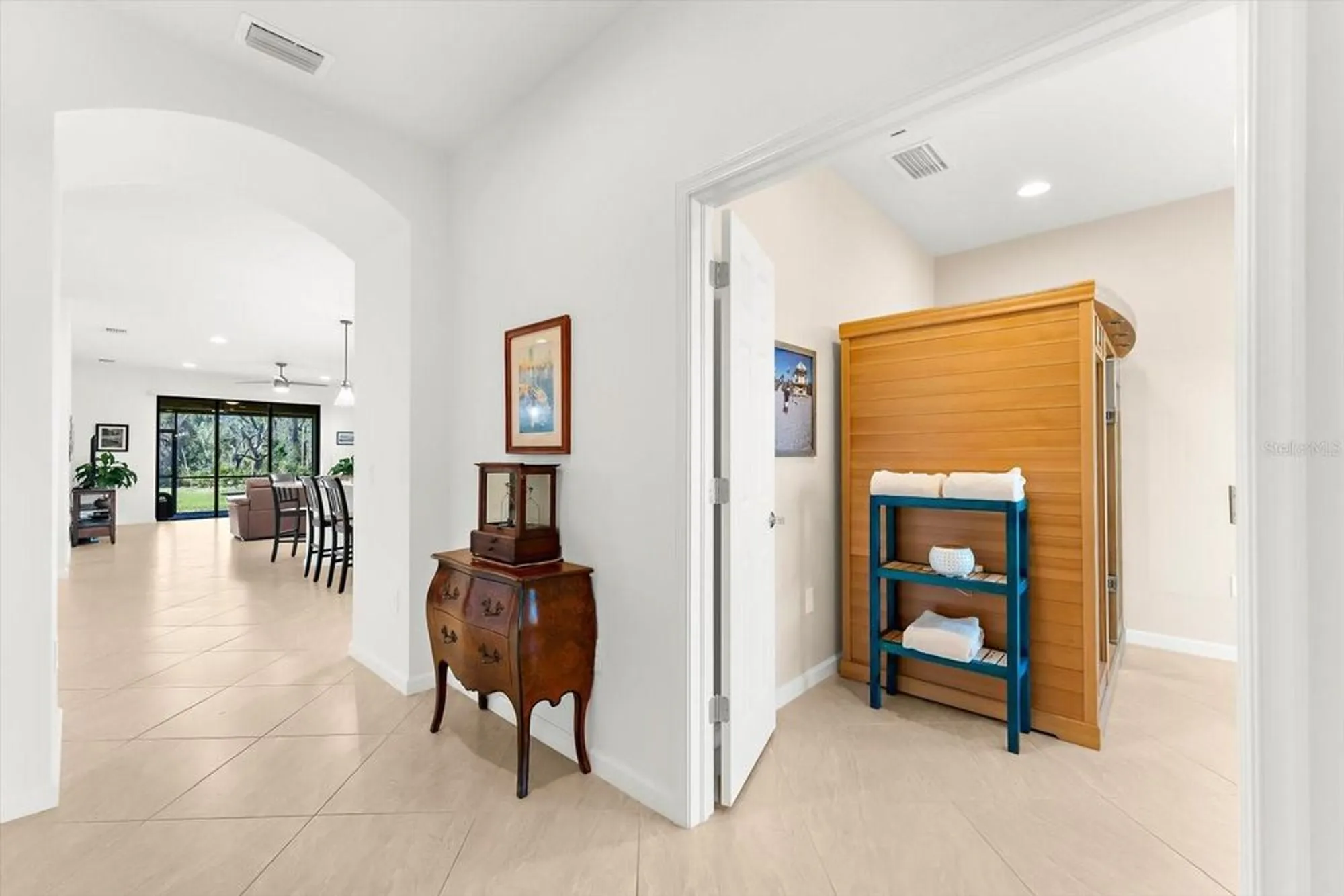 Property Slideshow image 7 of 94 | 6912 gosport cv, Bradenton, FL, 34202