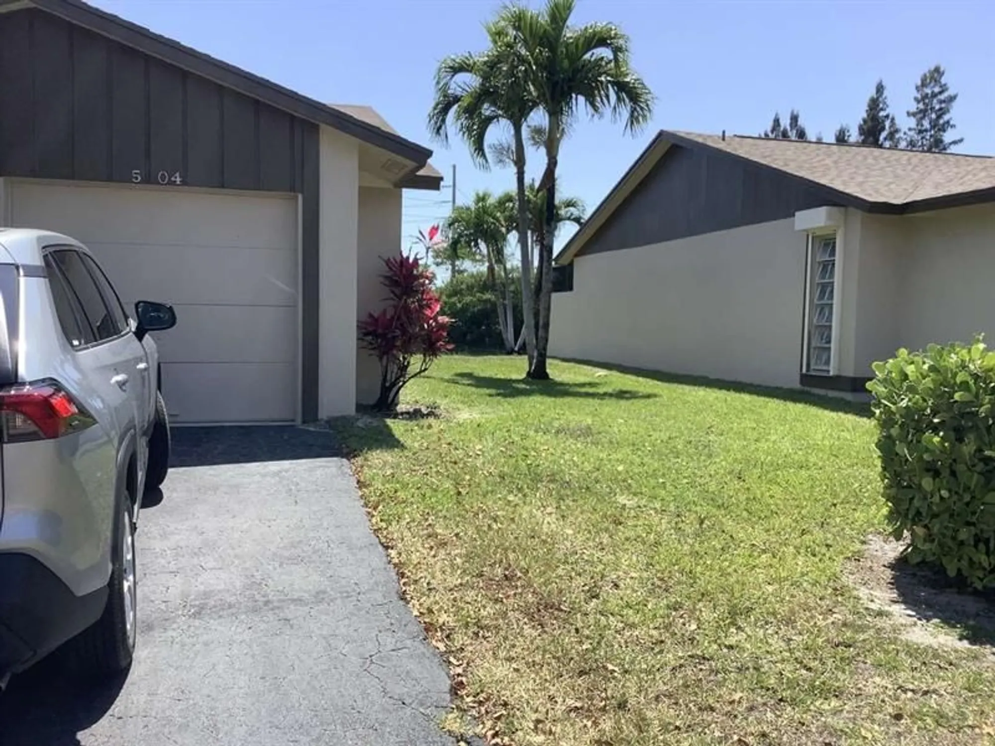 Property Slideshow image 3 of 32 | 5404 viburnum cir, Delray Beach, FL, 33484