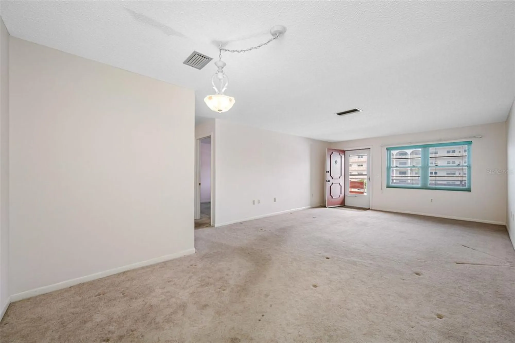 Property Slideshow image 11 of 44 | 5521 80th st n unit 310, St Petersburg, FL, 33709