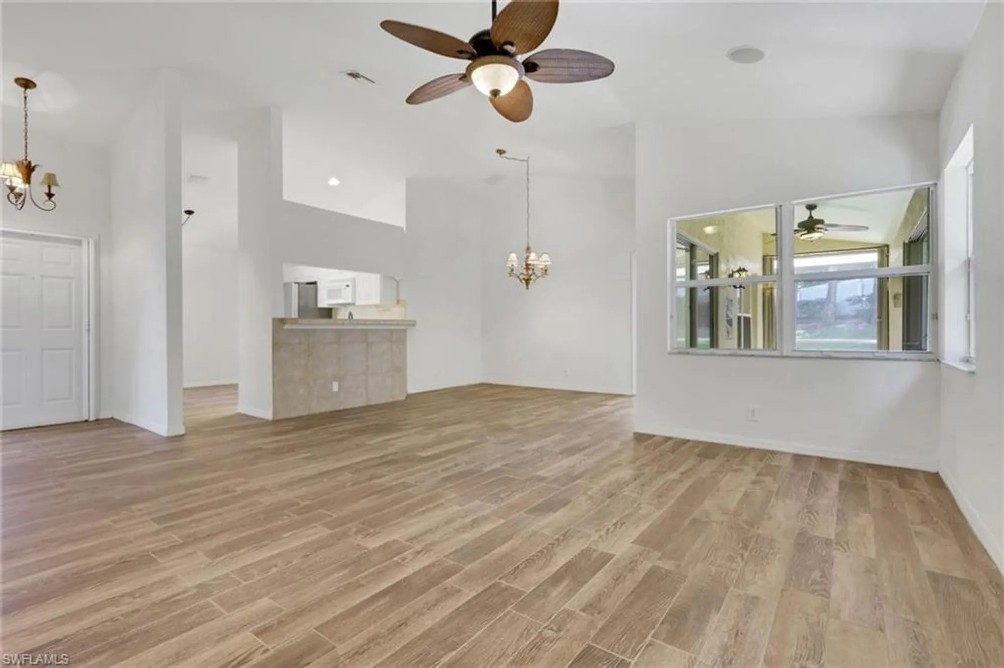 Property Slideshow image 8 of 49 | 8896 cascades isle blvd, Estero, FL, 33928