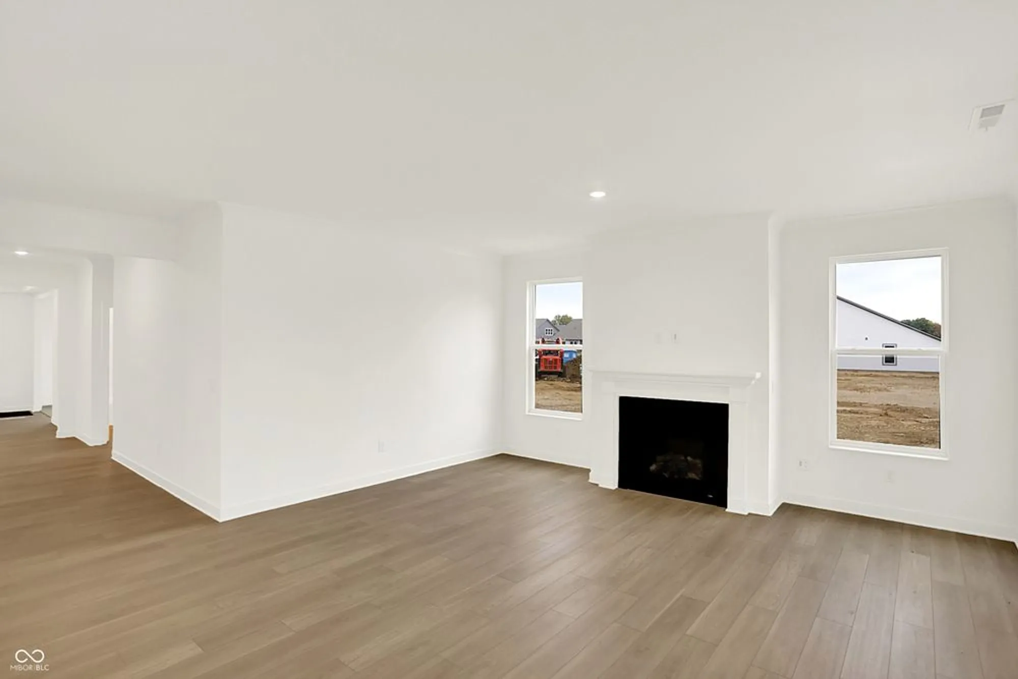 Property Slideshow image 8 of 40 | 5357 nettleton way, Avon, IN, 46123